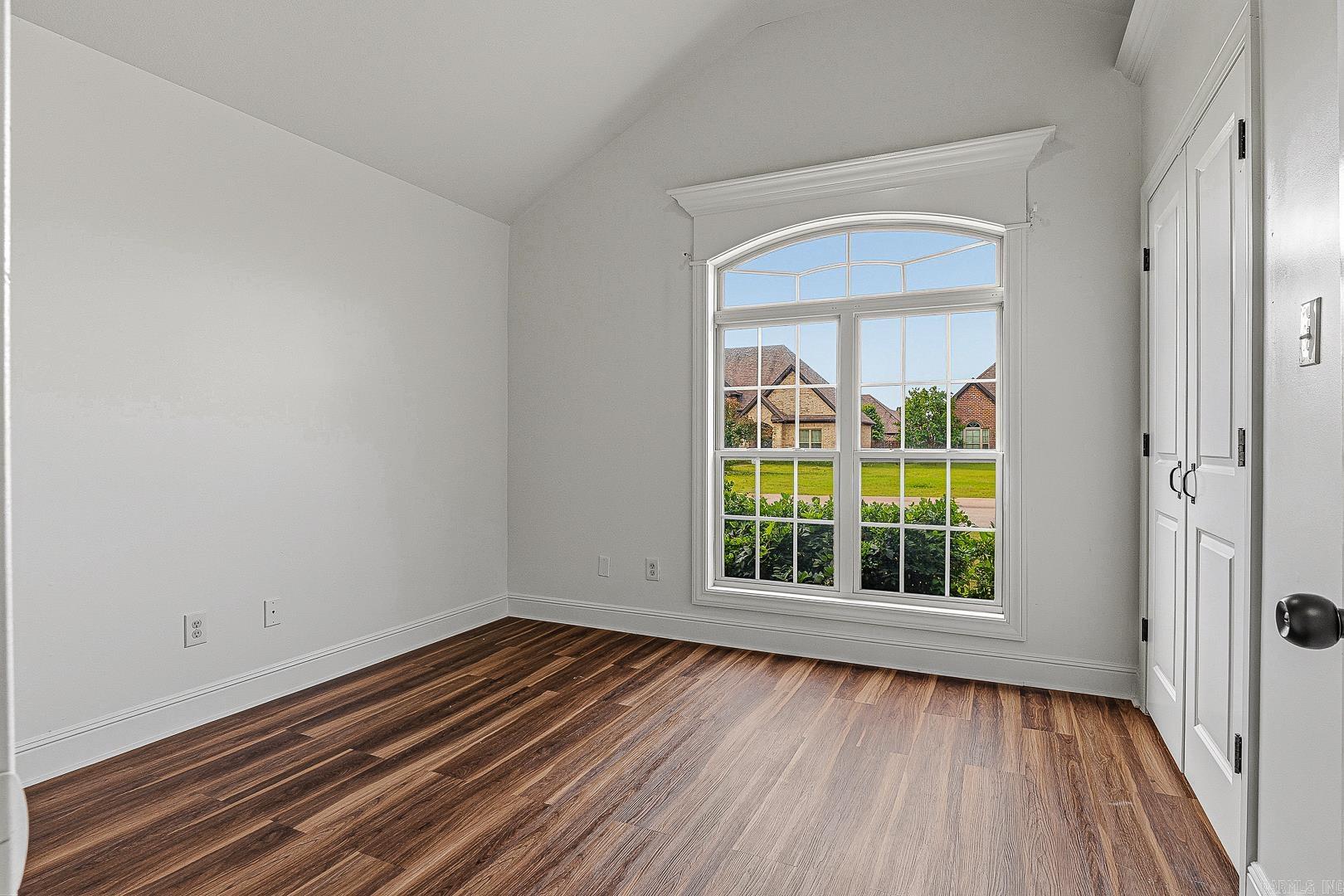 MERRELL ESTATES - Residential