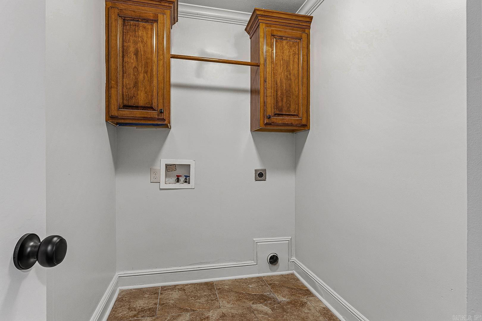 MERRELL ESTATES - Residential