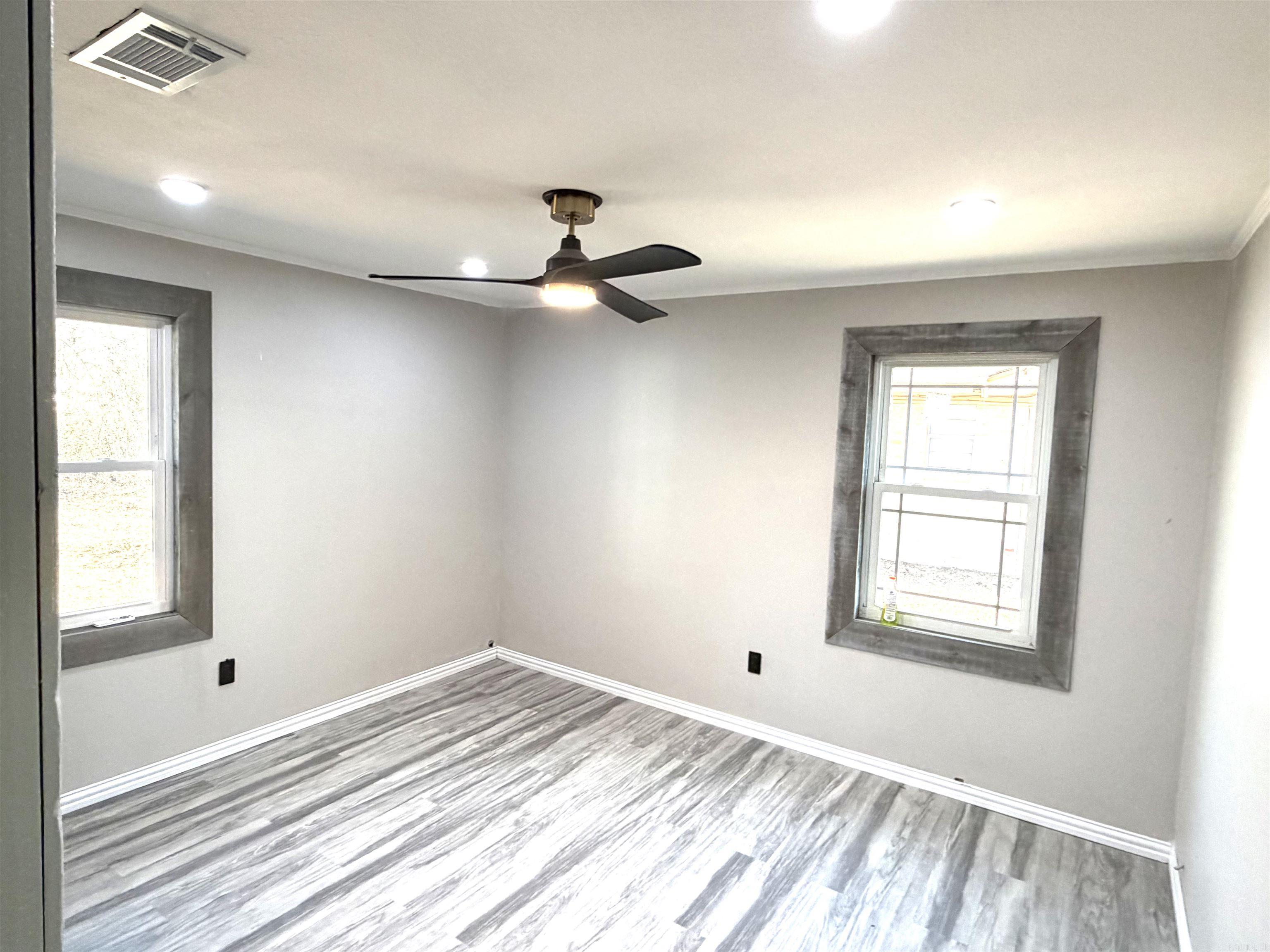 BROADMOOR - Residential