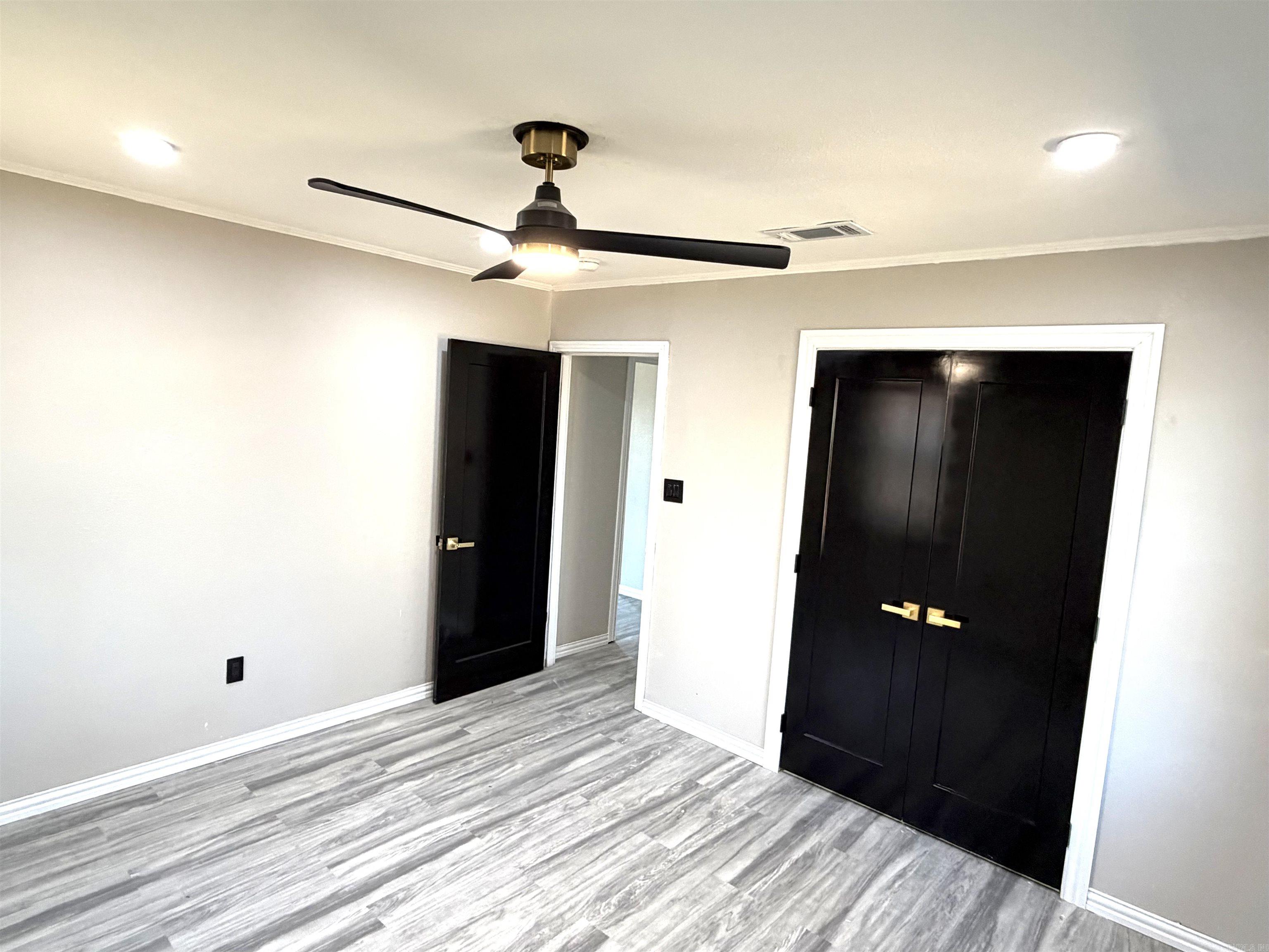 BROADMOOR - Residential