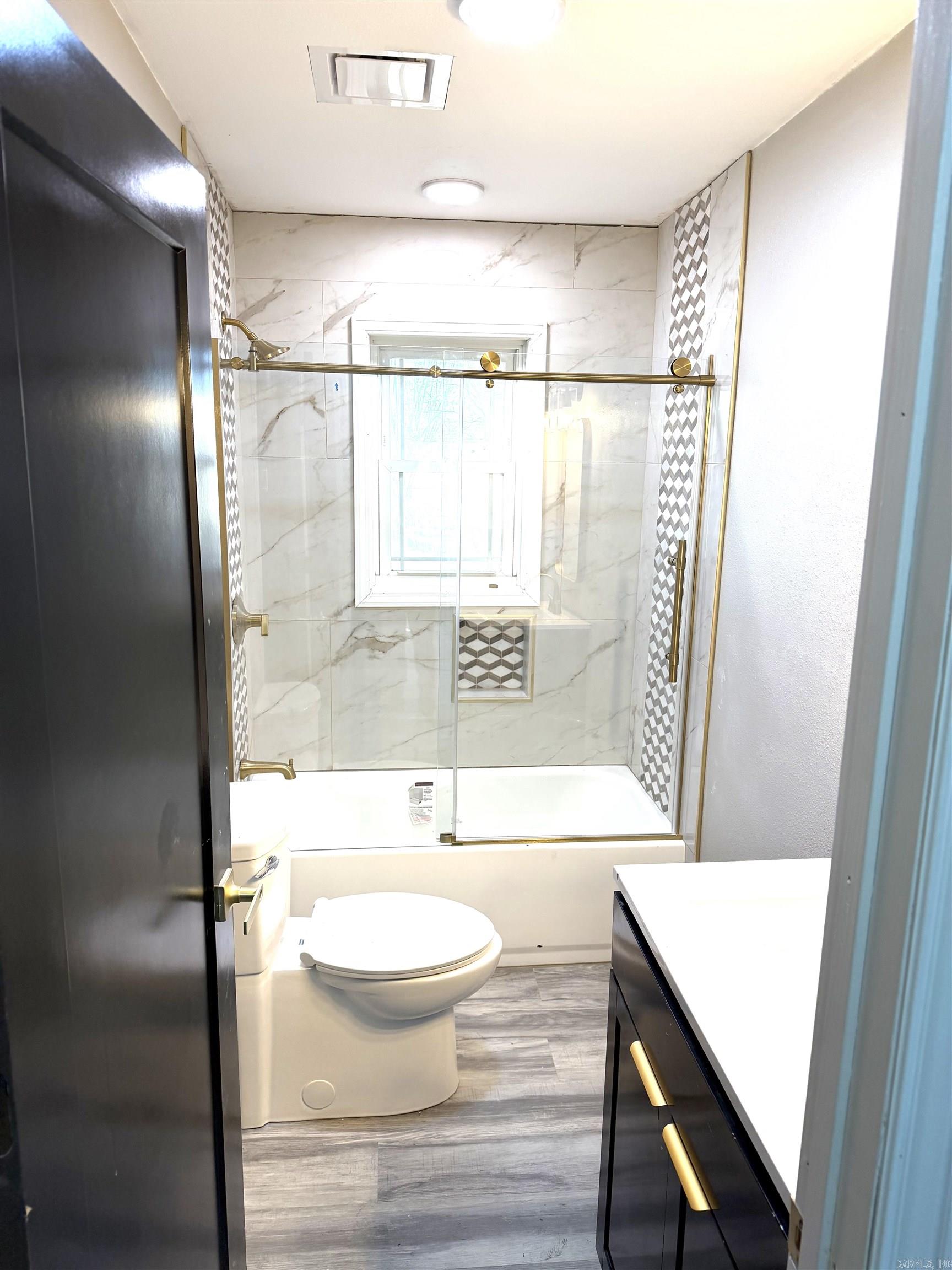 BROADMOOR - Residential