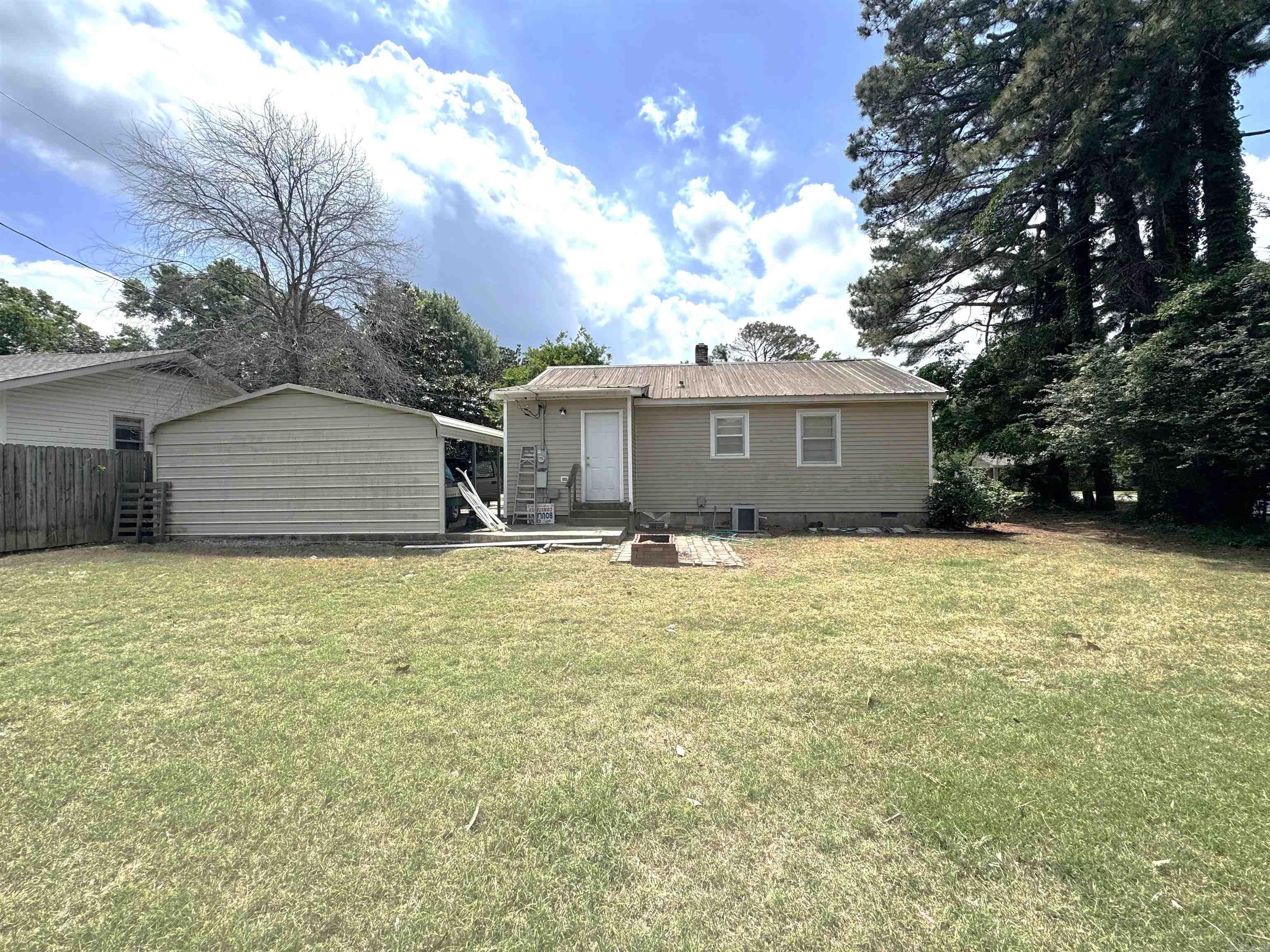 Hillside - Residential