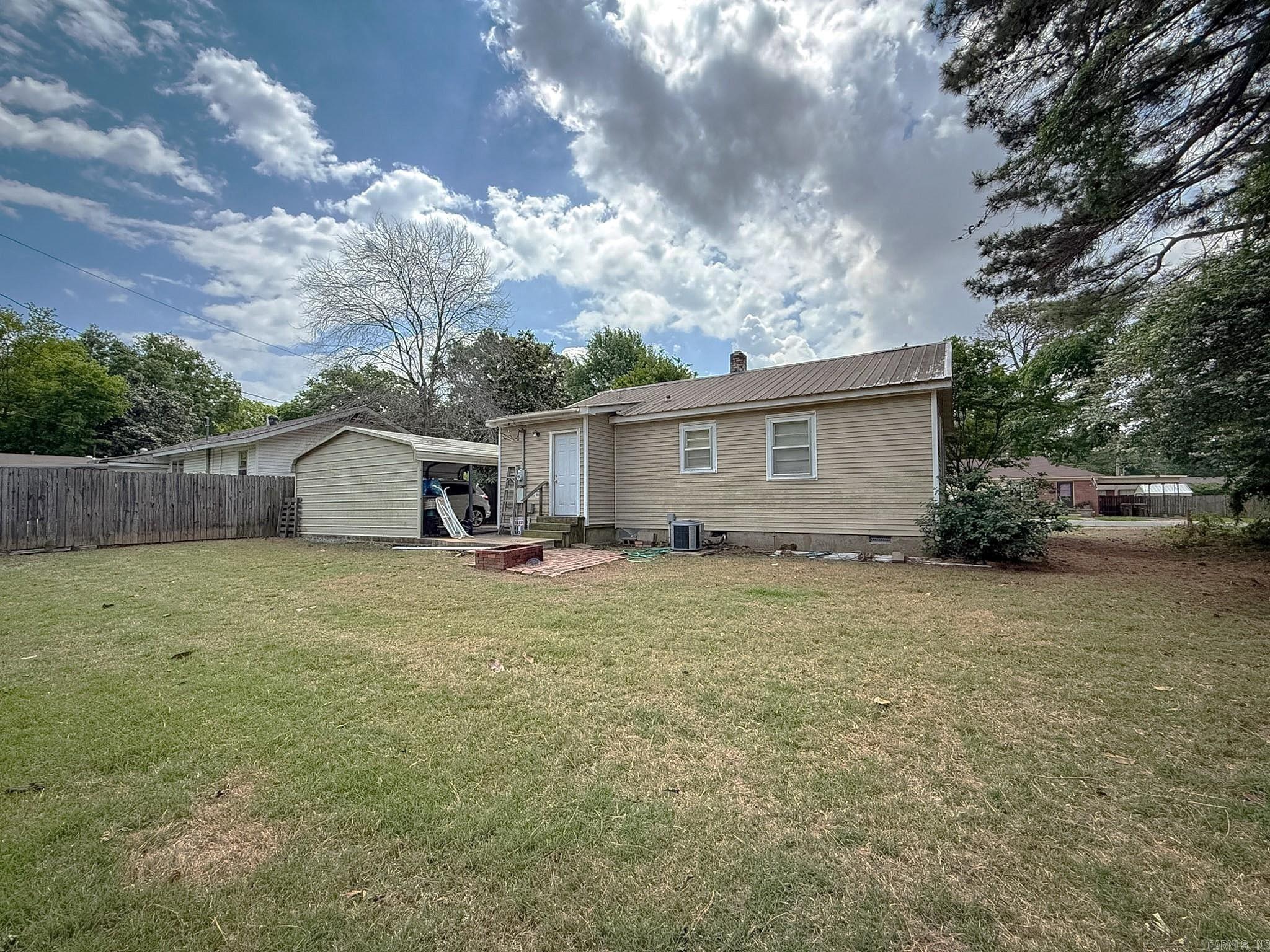 Hillside - Residential