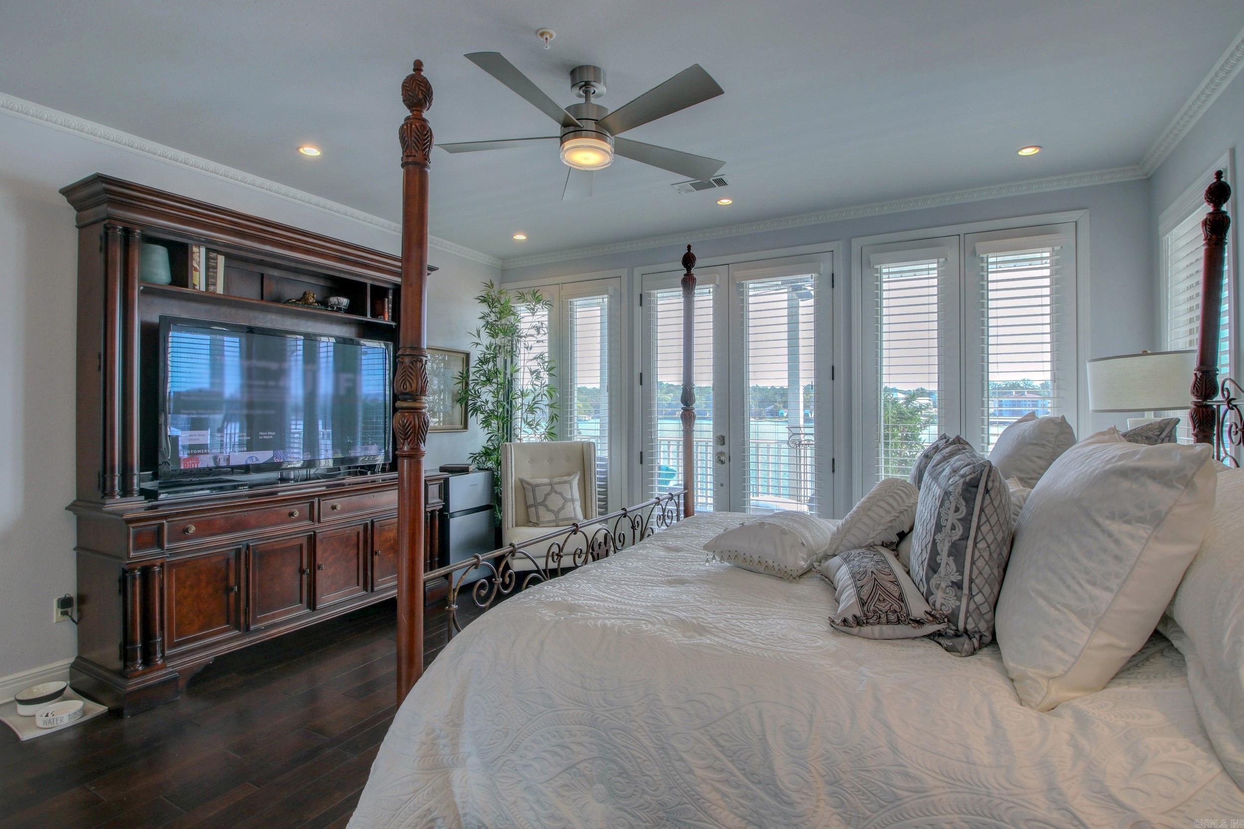 FIESTA BAY HPR - Residential