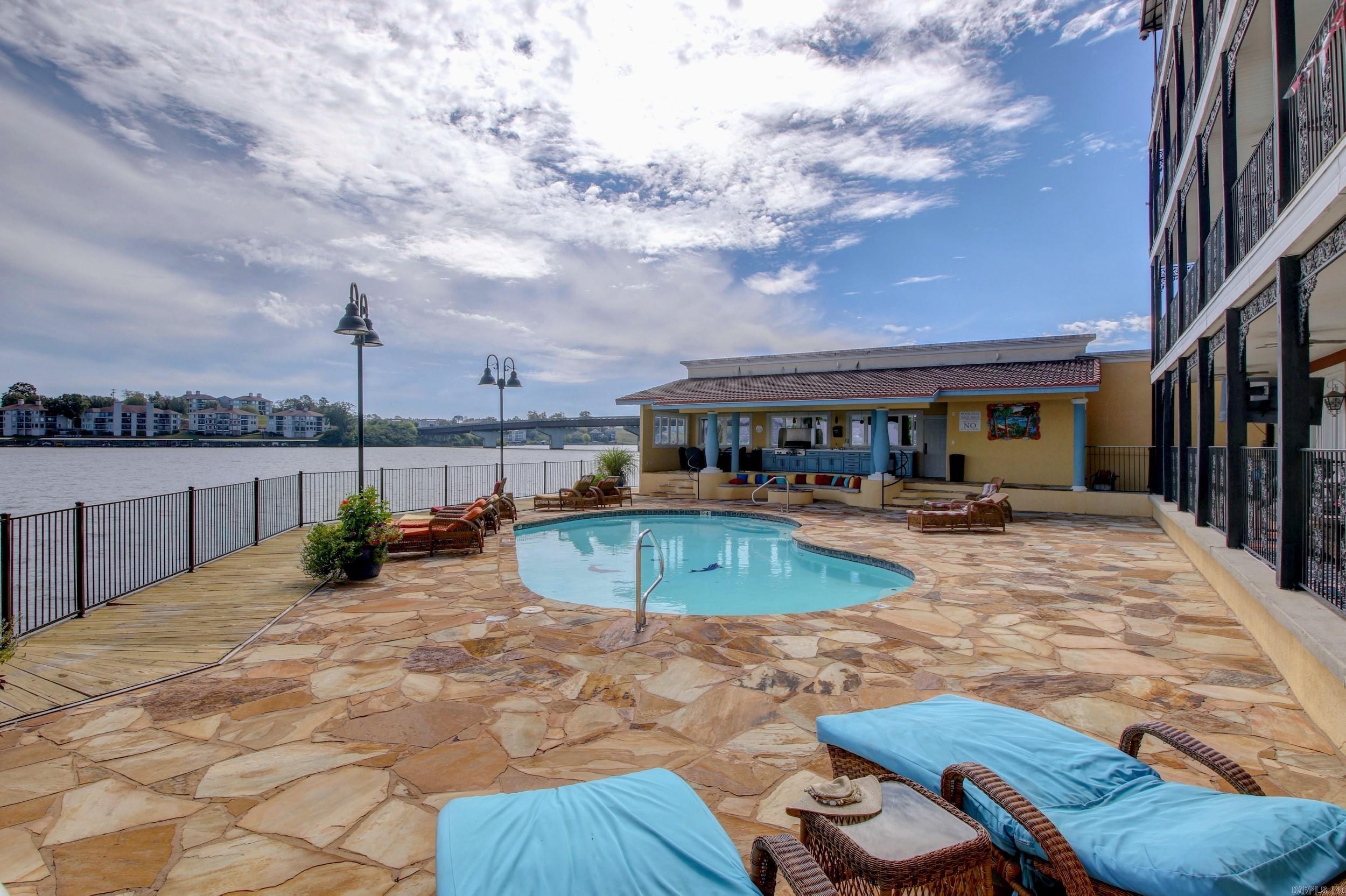 FIESTA BAY HPR - Residential