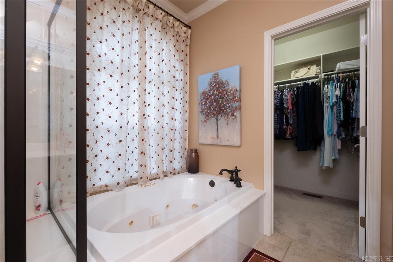 MAUMELLE VALLEY ESTATES - Residential