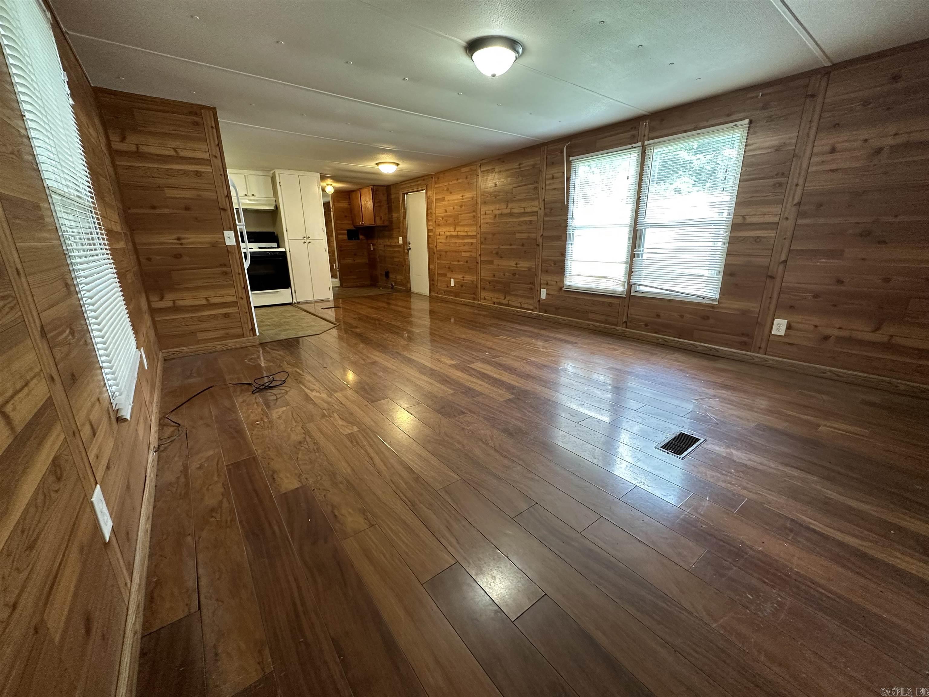 Not in Subdivision - Residential Lease