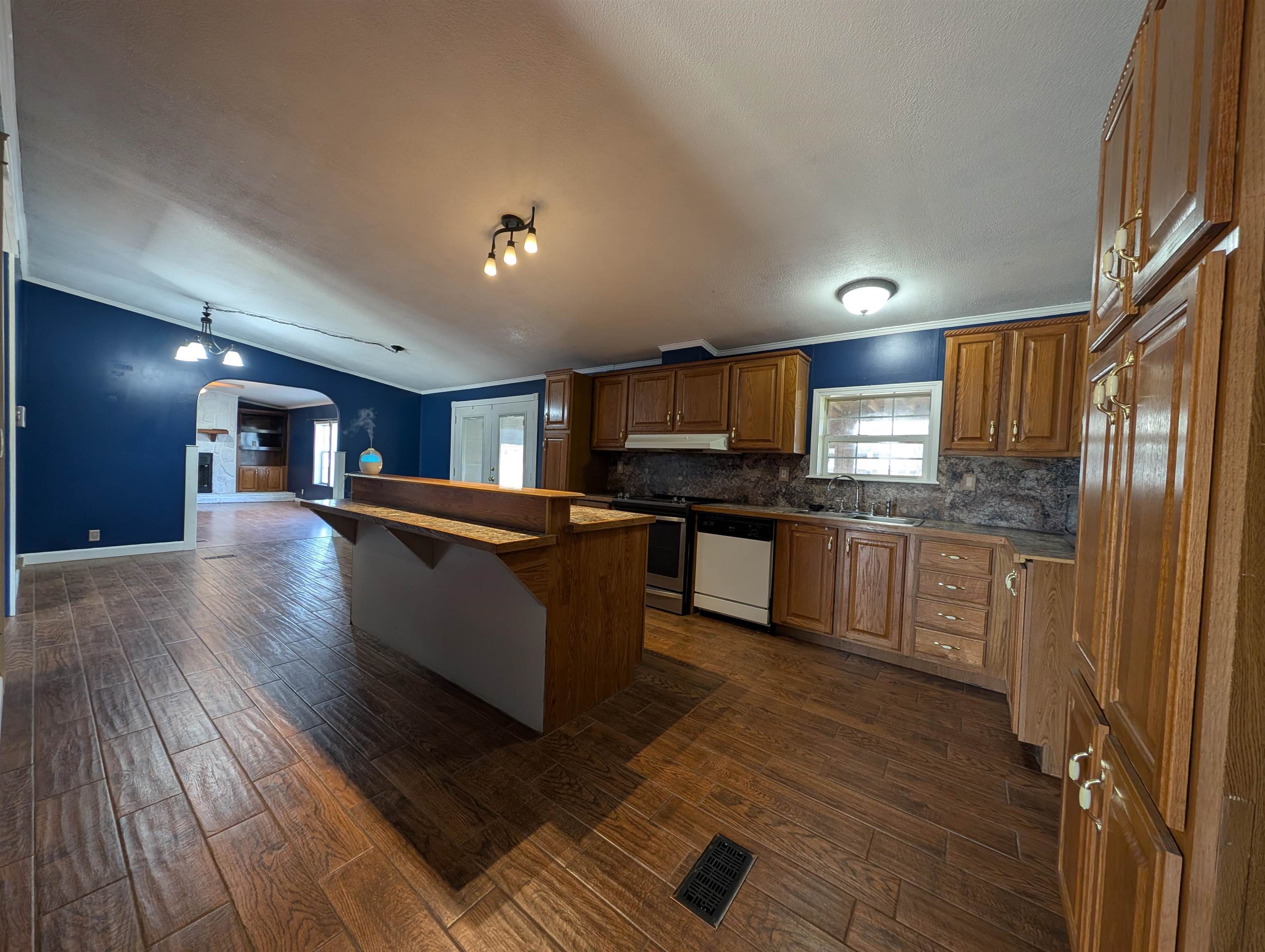 RIVER TRAIL - Residential