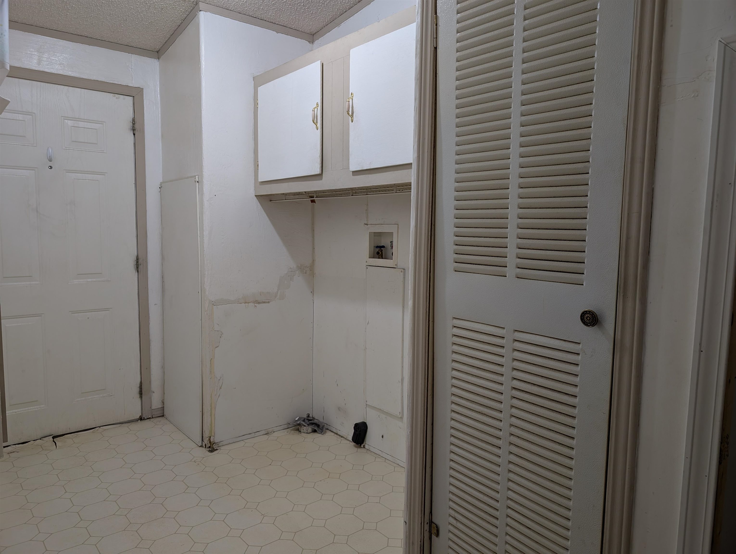 RIVER TRAIL - Residential