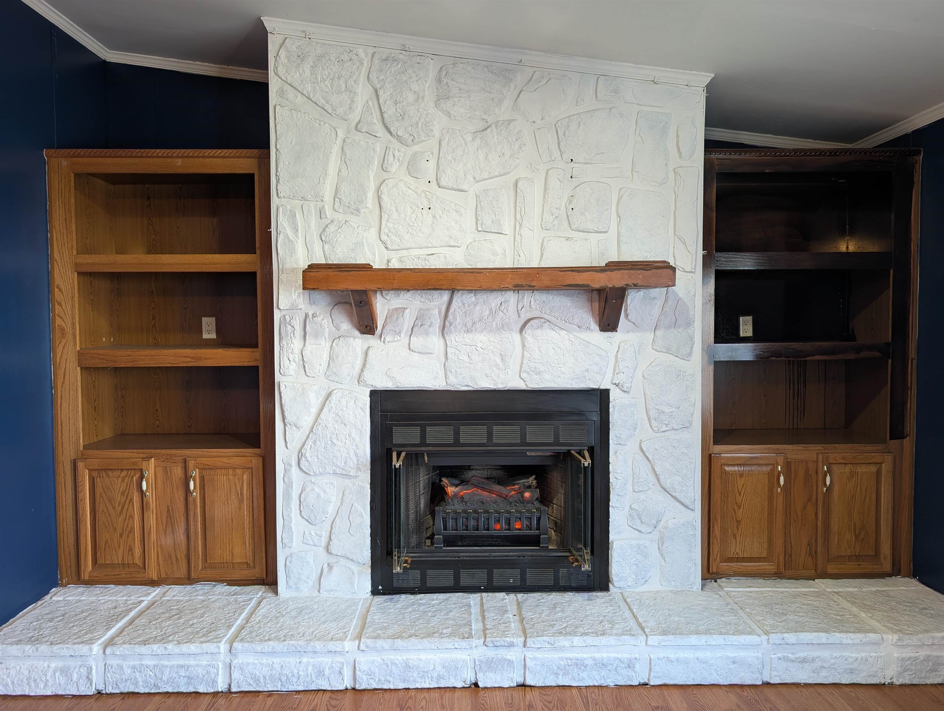 RIVER TRAIL - Residential