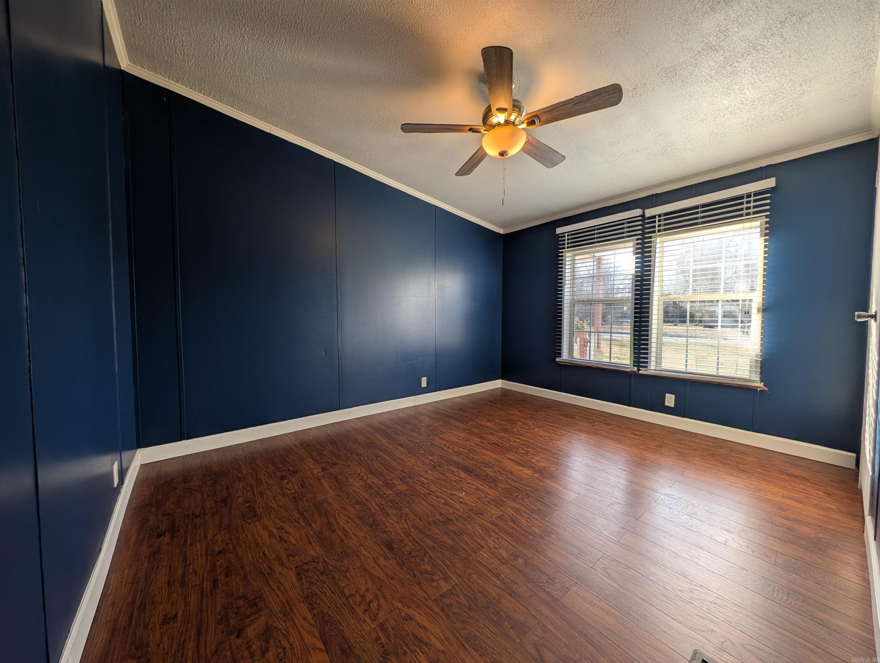 RIVER TRAIL - Residential