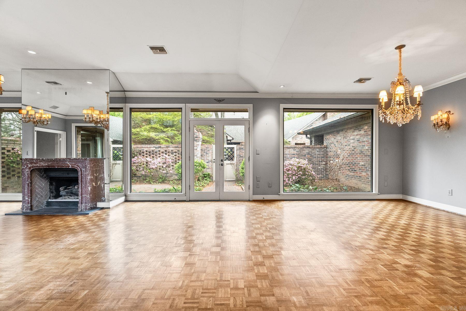 RIVERBEND HPR - Residential