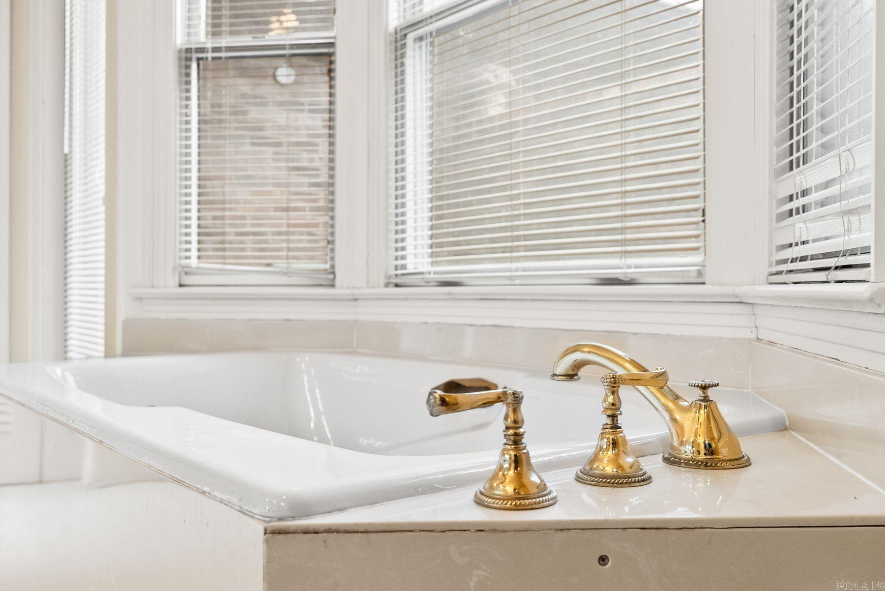 RIVERBEND HPR - Residential