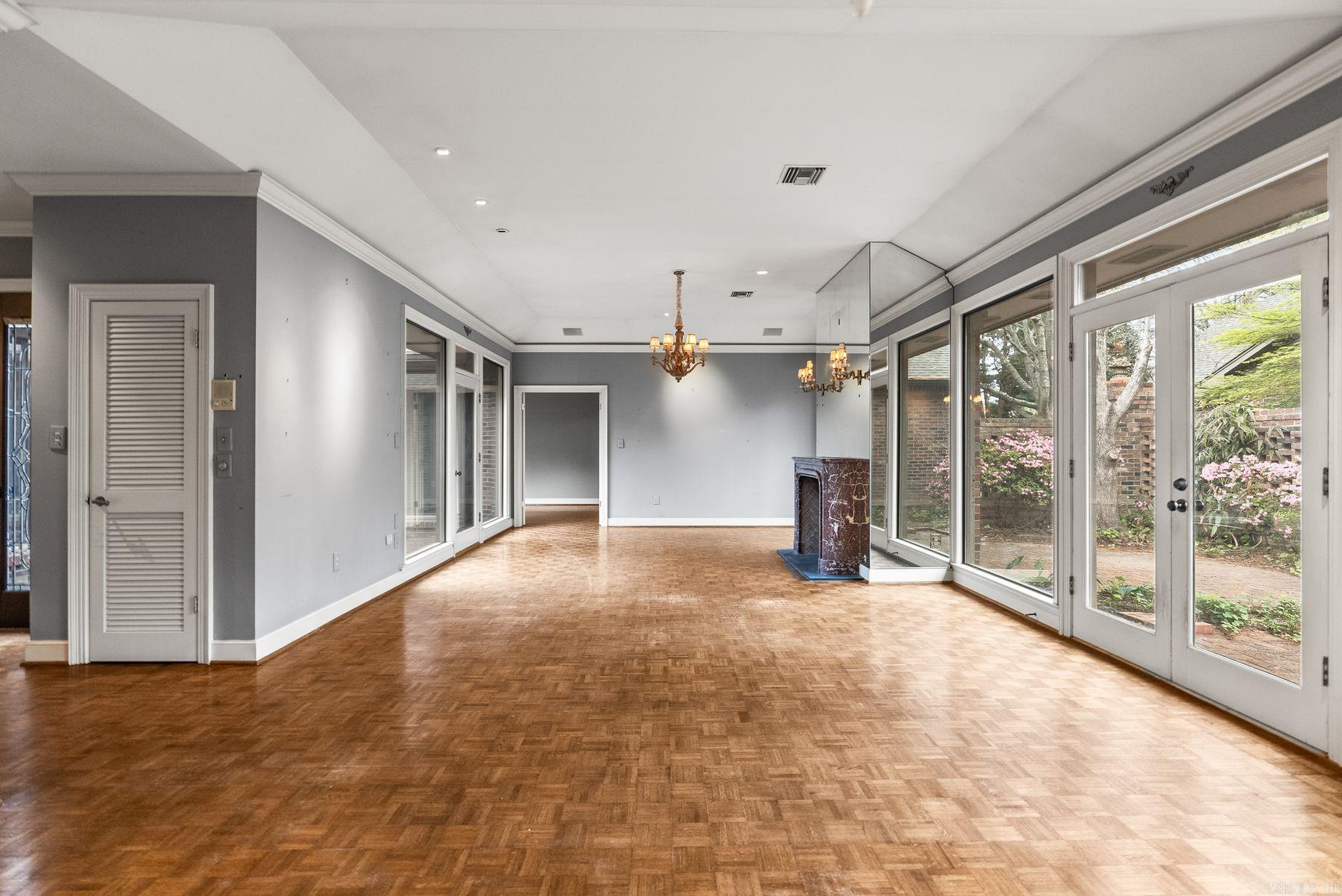 RIVERBEND HPR - Residential