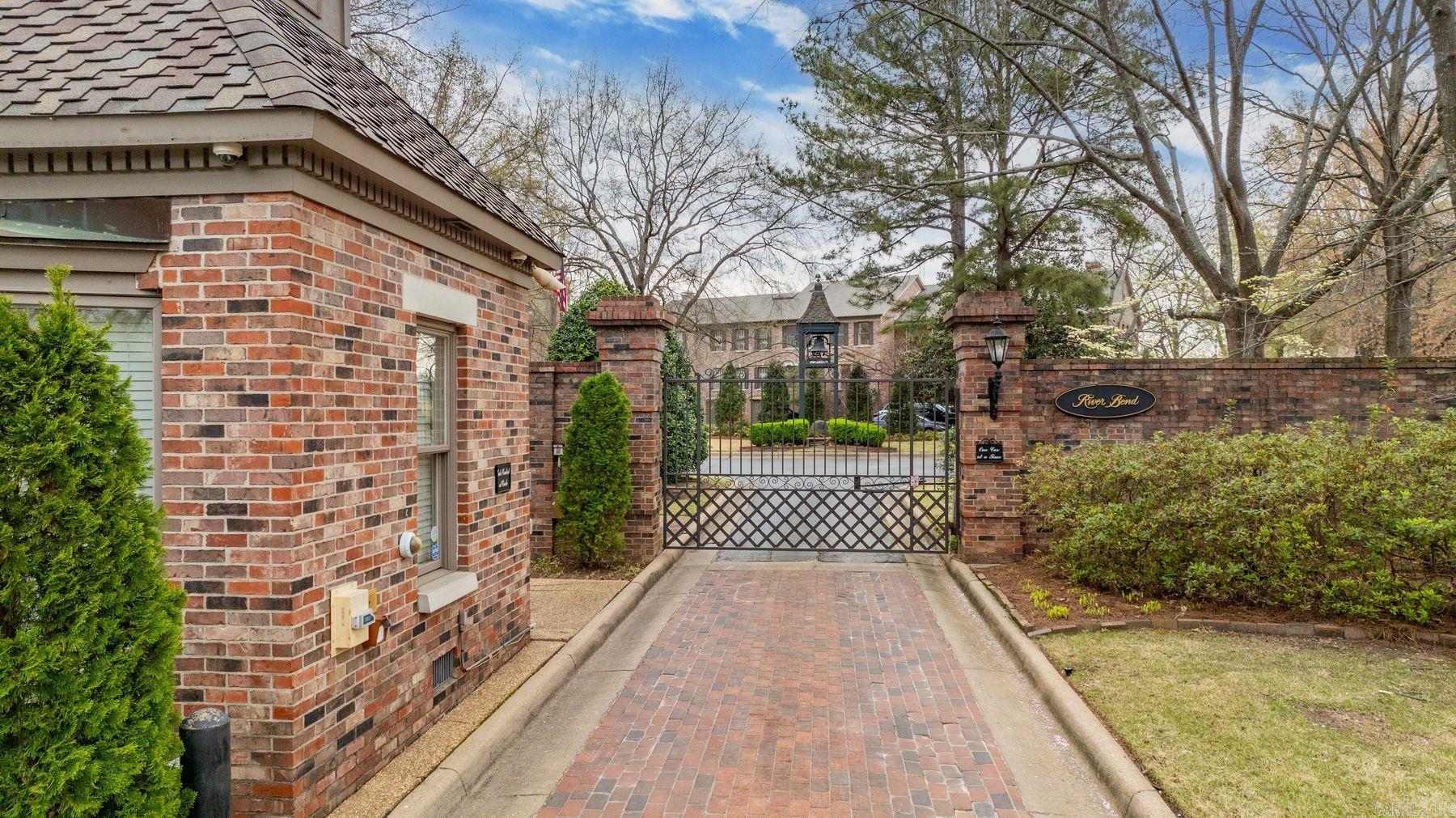 RIVERBEND HPR - Residential