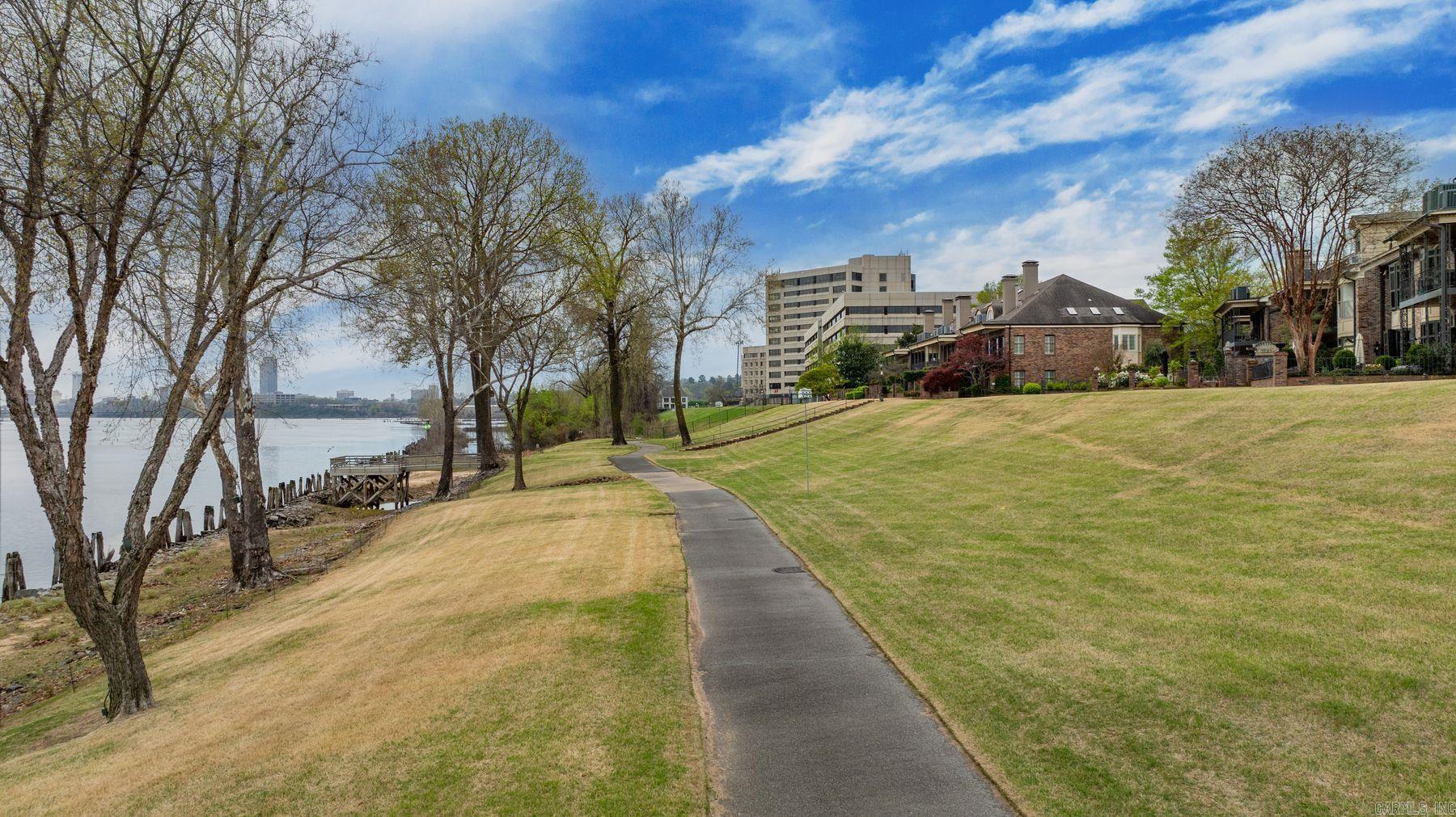 RIVERBEND HPR - Residential