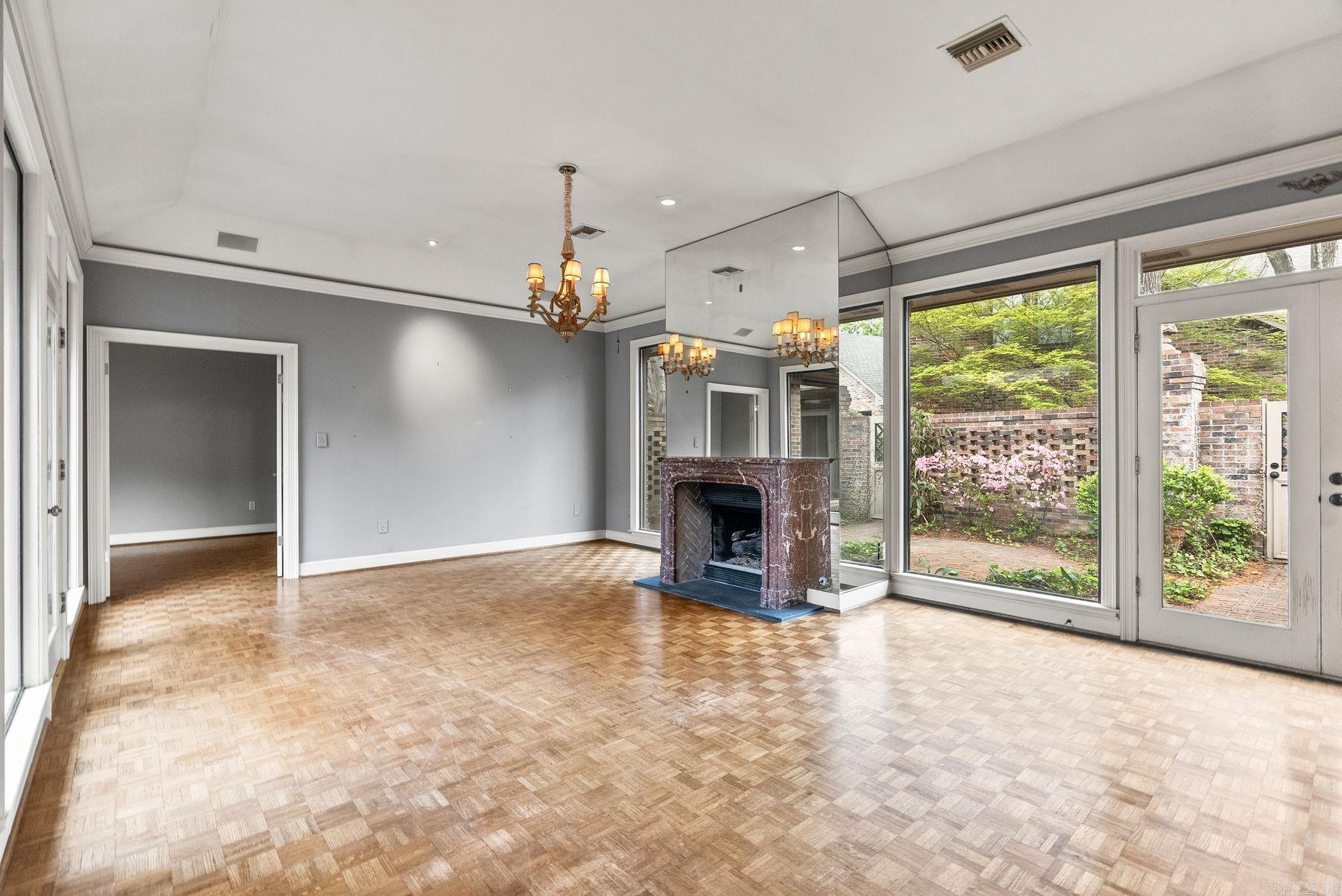 RIVERBEND HPR - Residential