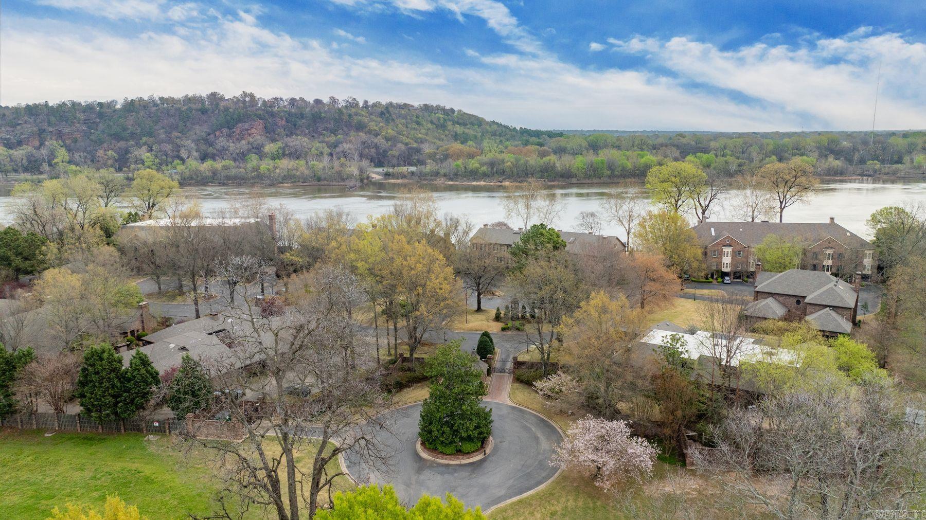 RIVERBEND HPR - Residential