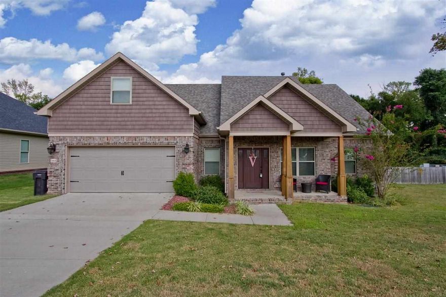 Wonderful home in quiet neighborhood.  Craftsman style custom built home on large lot. Great open floor plan. 3 BD, 2 1/2 BA, office,bonus rm.  Kitchen features granite, gas range, breakfast bar.  Built-ins, pan ceilings, crown molding, gas fireplace.  Master bath has jetted tub.  Oversized laundry room. Huge, flat, fenced backyard that backs up to green space-great for pool.Covered deck. Bryant schools.  Convenient to freeway and shopping. RD loan eligible - 100% financing.