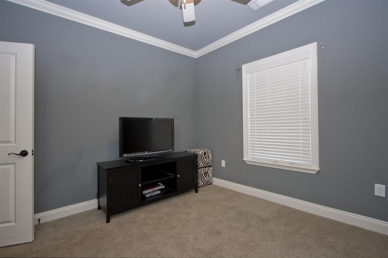 The Oaks - Residential