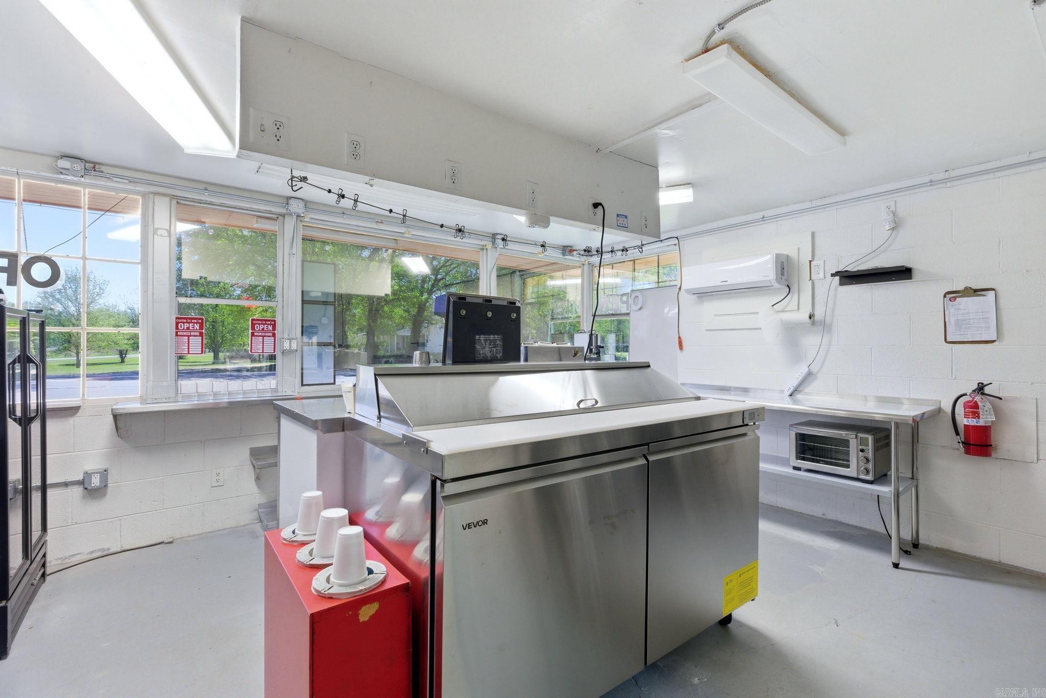 Friendship City - Commercial Sale