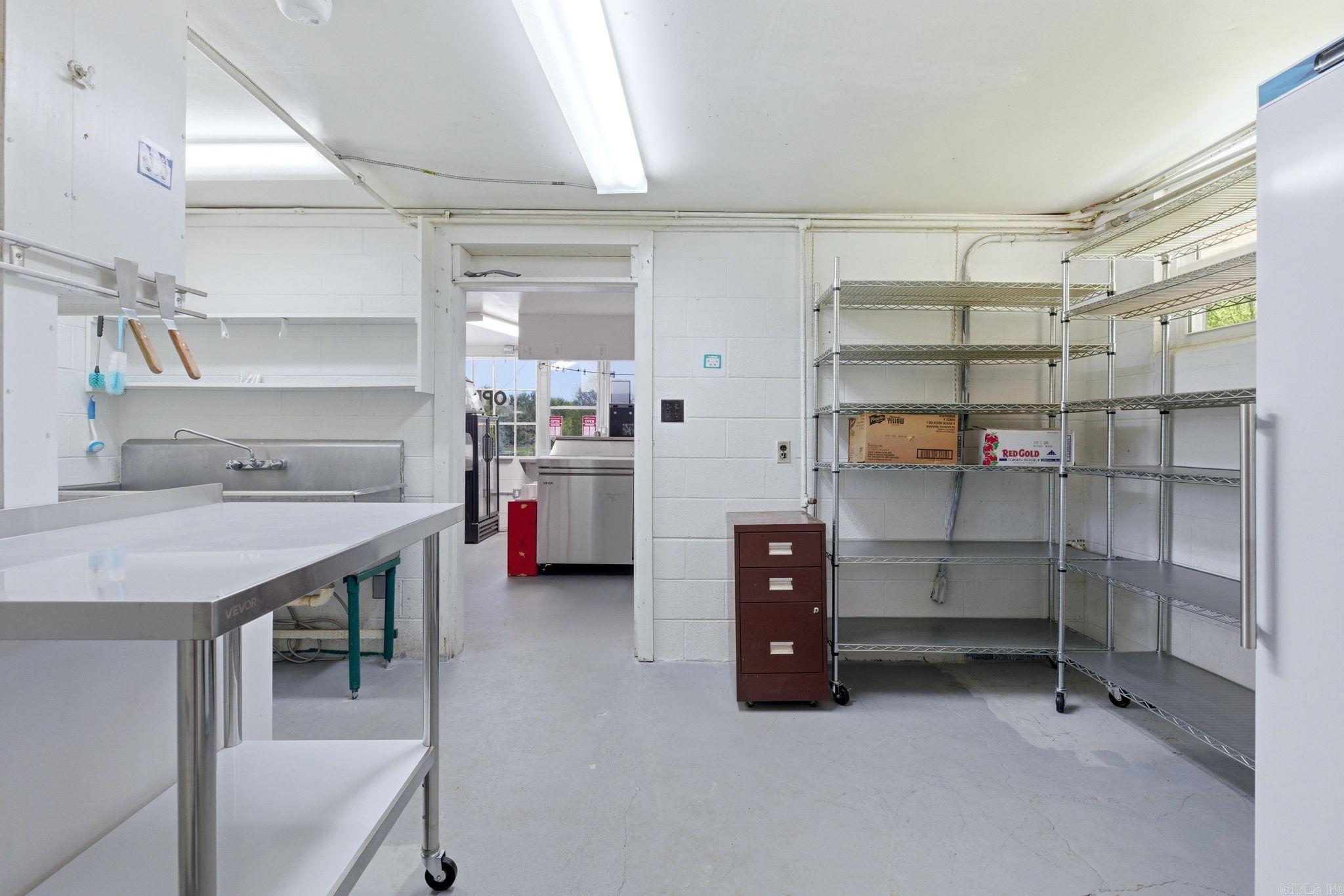 Friendship City - Commercial Sale