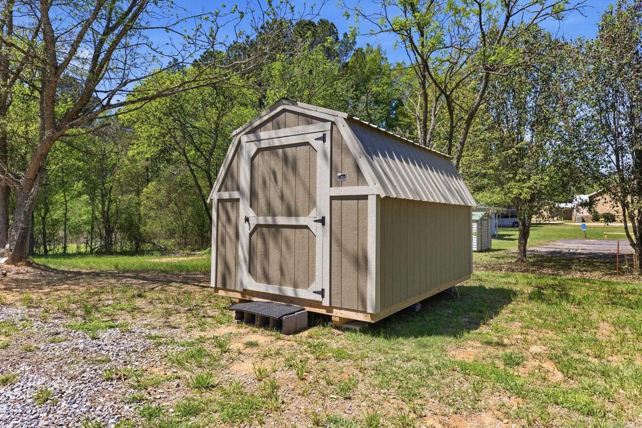 Friendship City - Commercial Sale