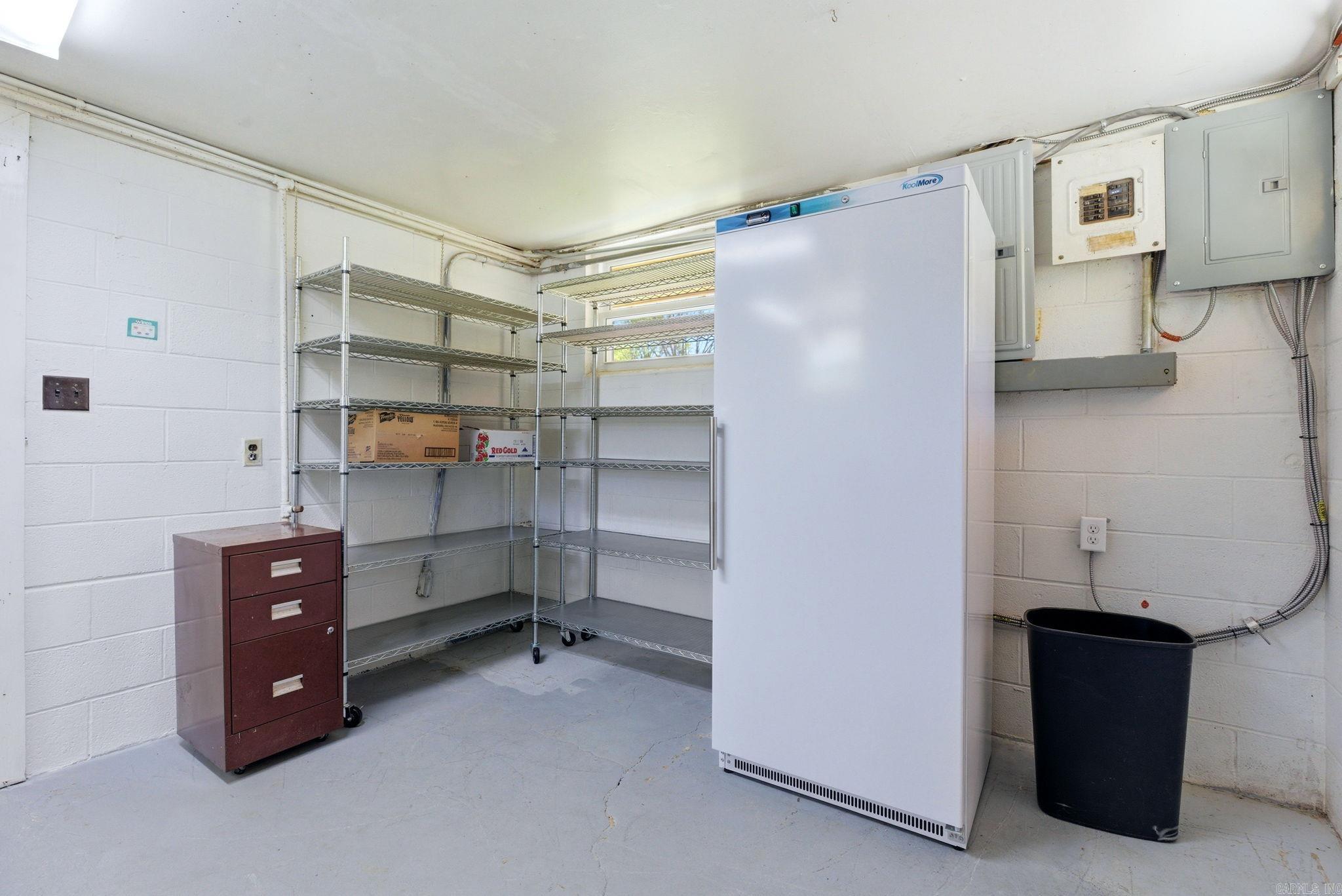 Friendship City - Commercial Sale