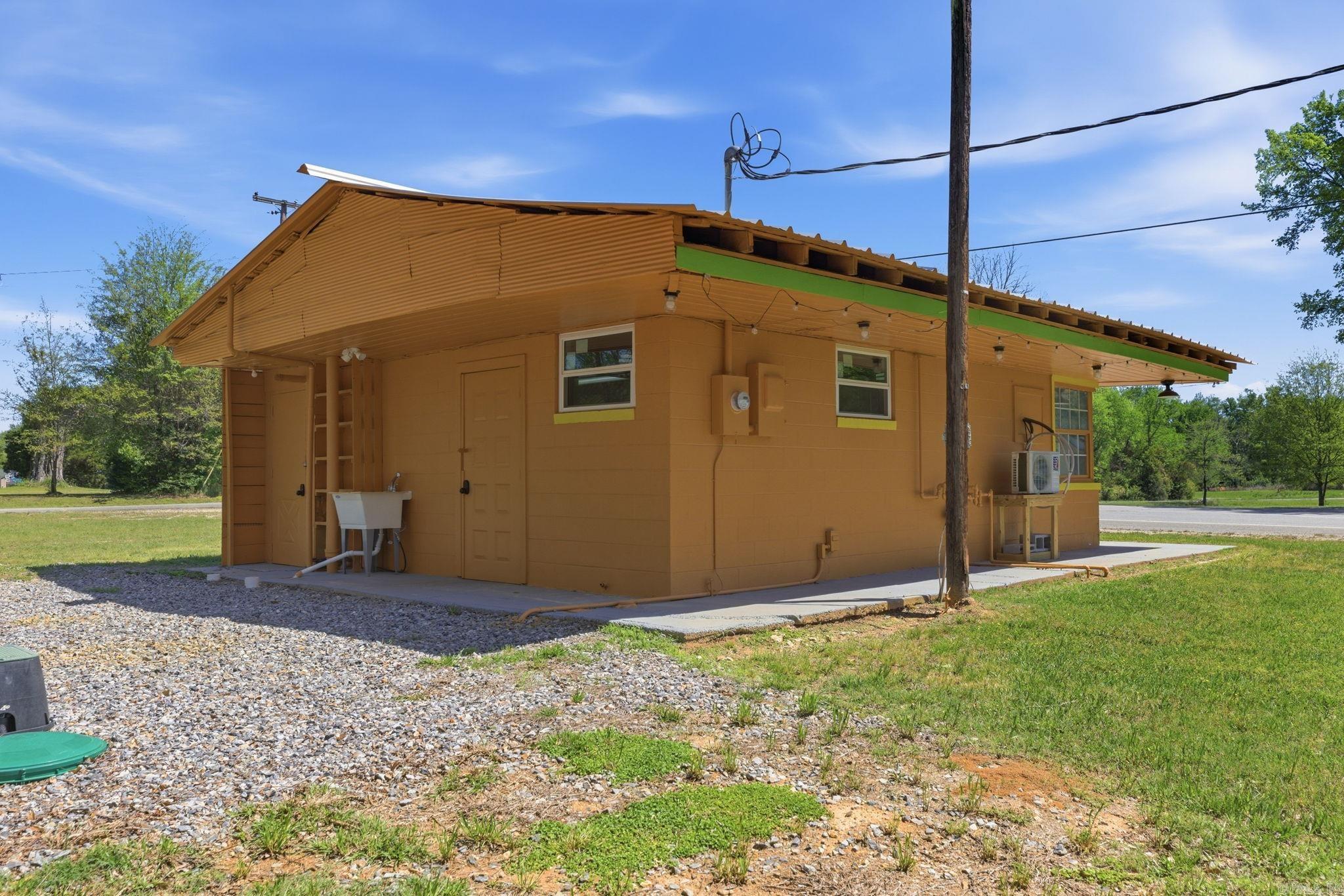 Friendship City - Commercial Sale