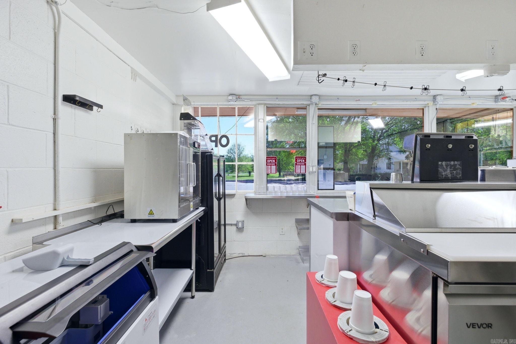 Friendship City - Commercial Sale