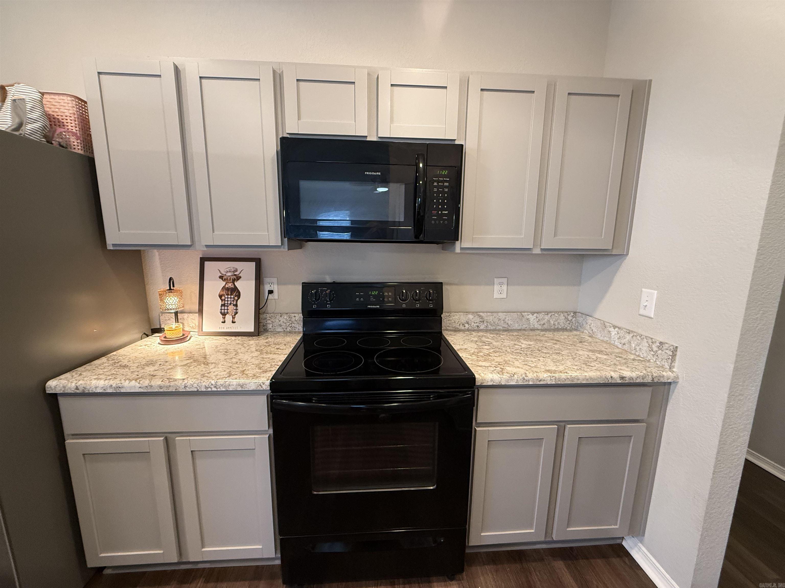 THE MEADOWS - Residential