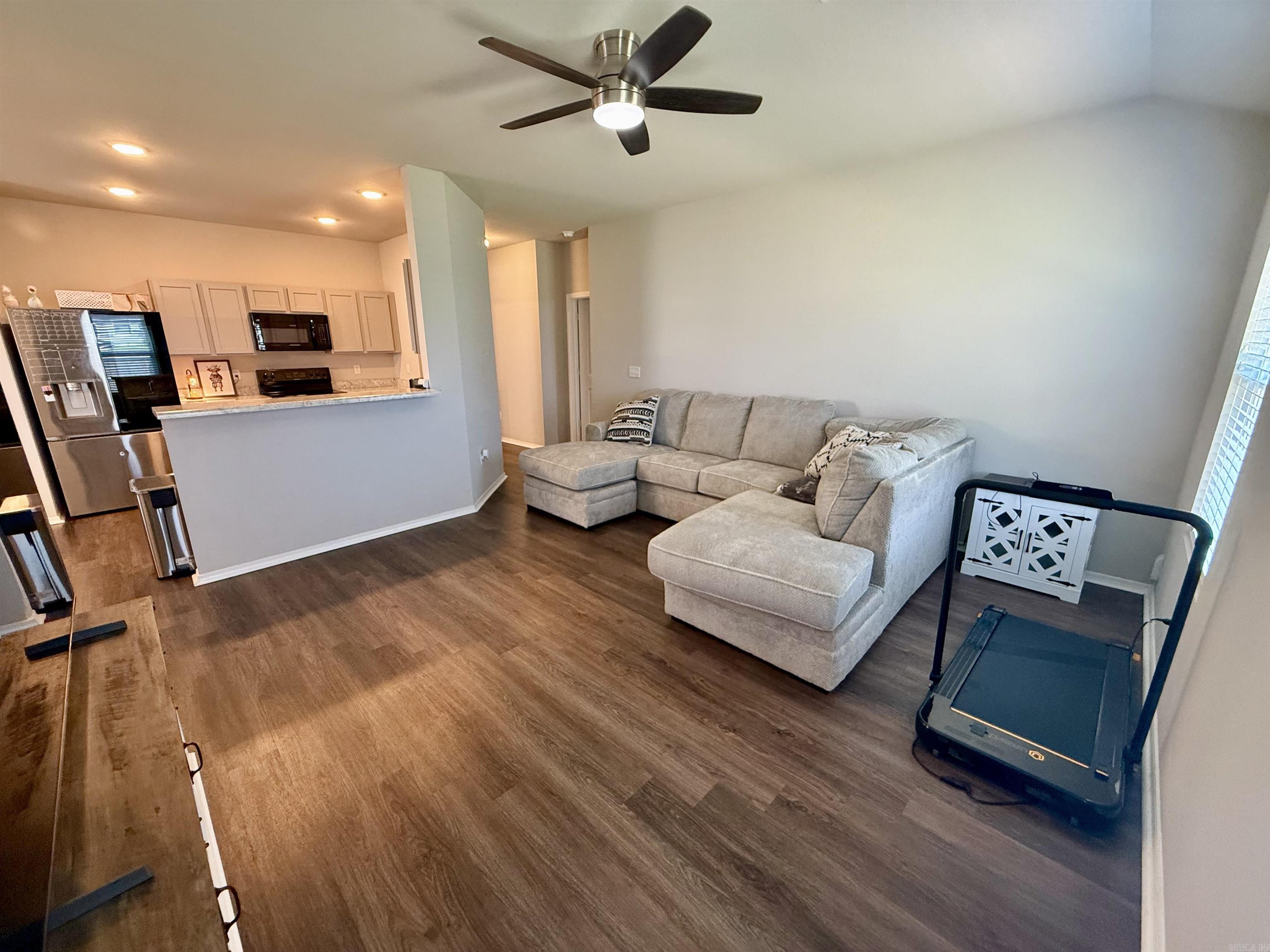 THE MEADOWS - Residential