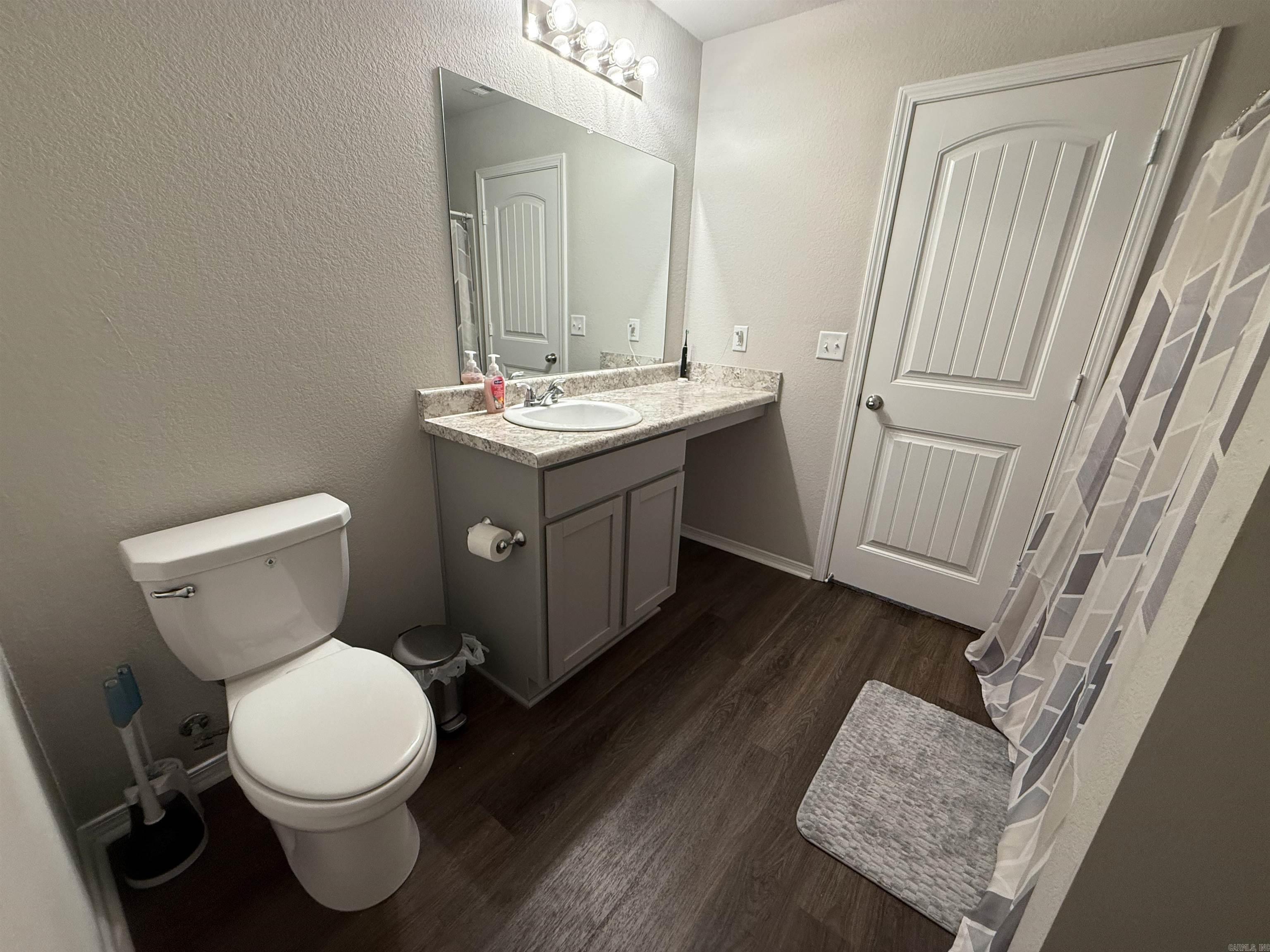 THE MEADOWS - Residential