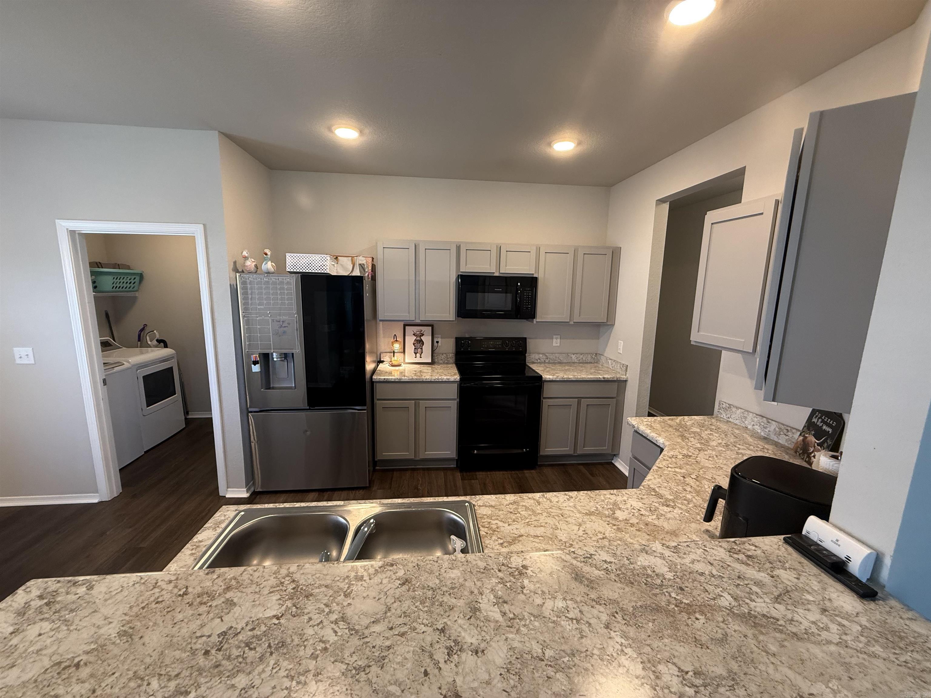 THE MEADOWS - Residential