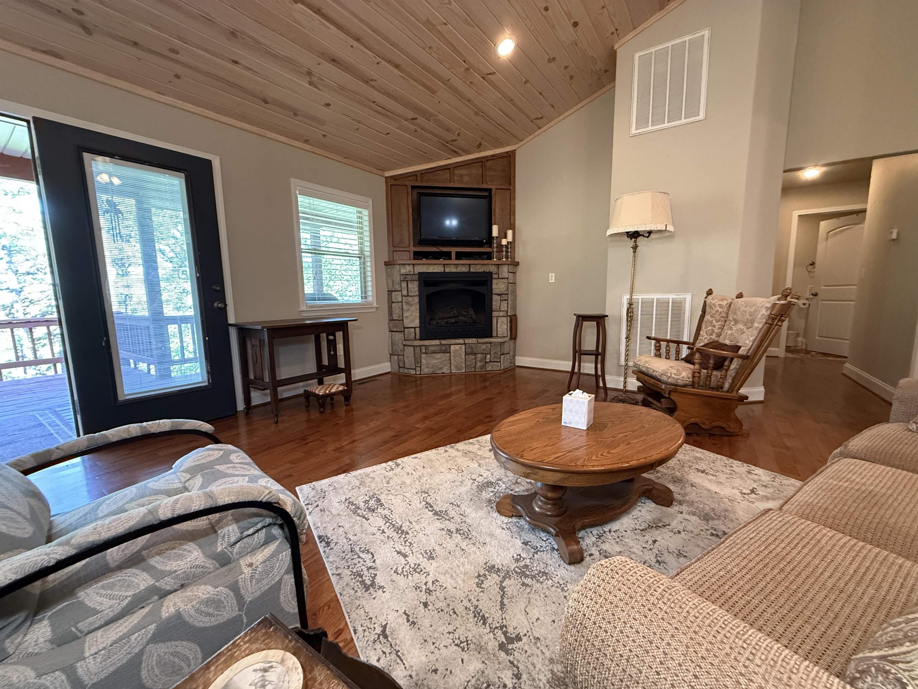 Rolling Hills 1st - Residential