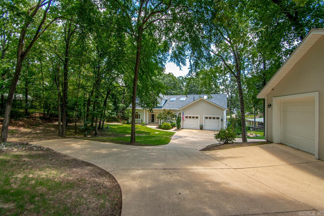 STONEGATE SHORES - Residential