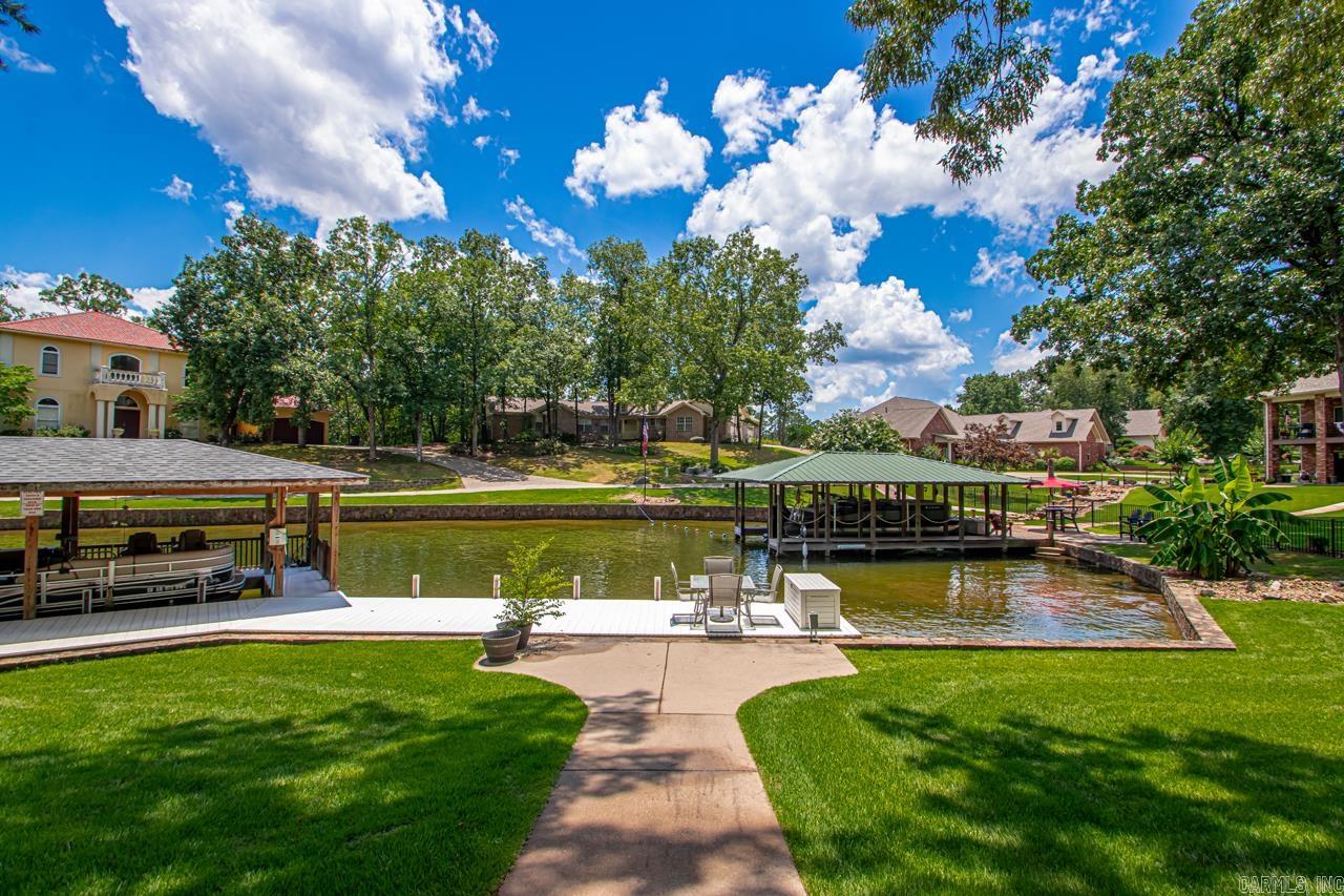 STONEGATE SHORES - Residential