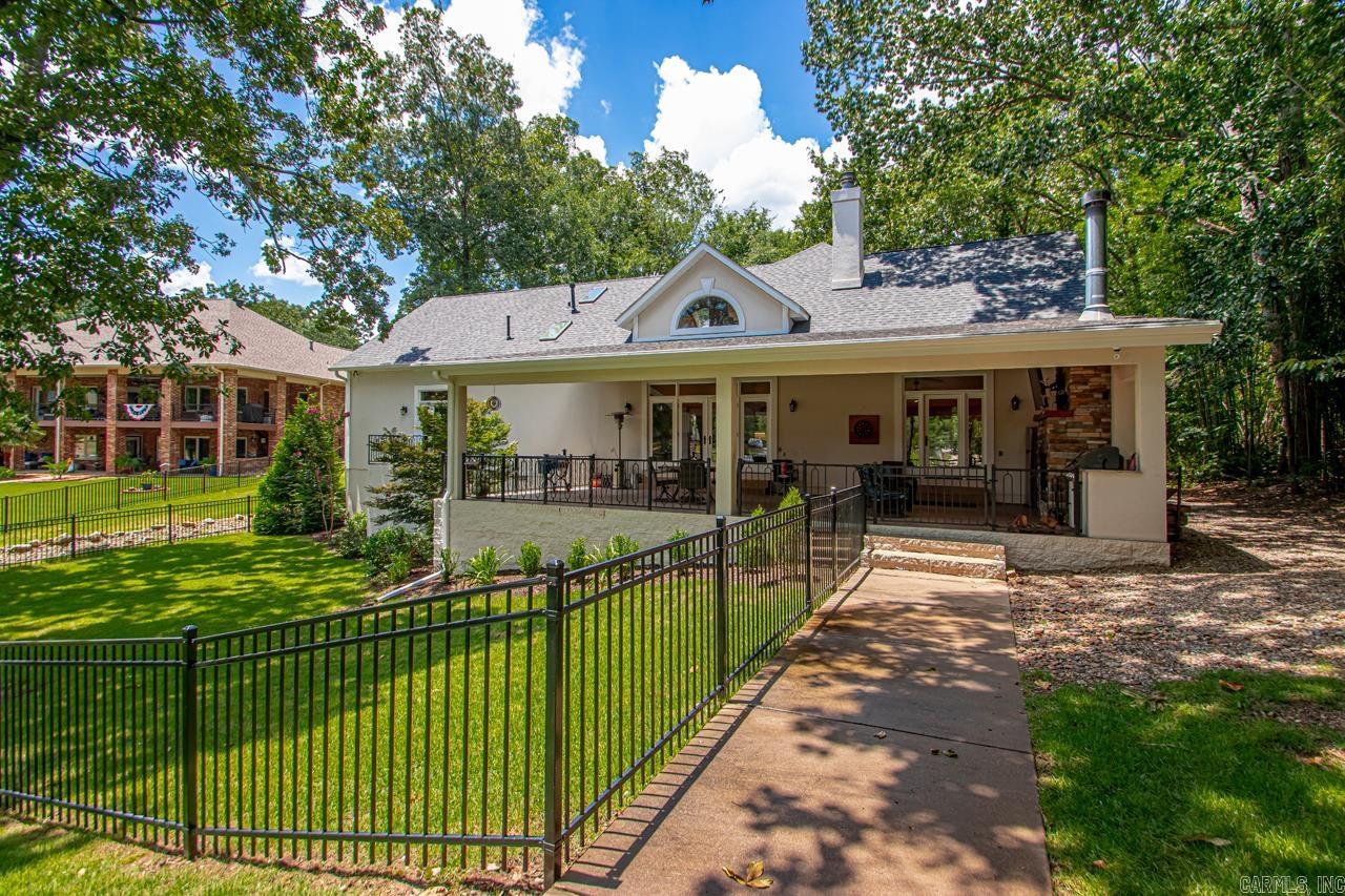 STONEGATE SHORES - Residential