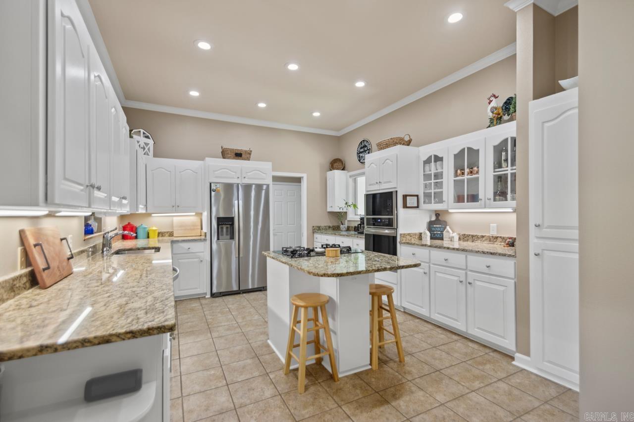 STONEGATE SHORES - Residential