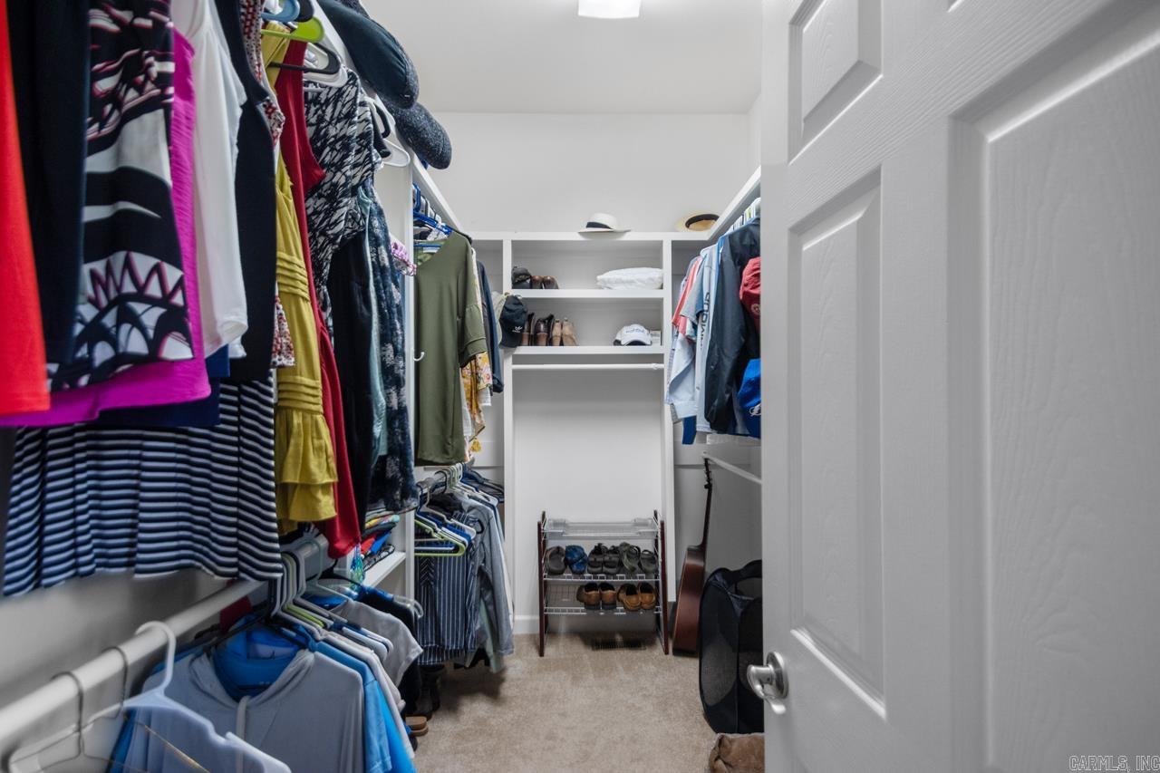 STONEGATE SHORES - Residential