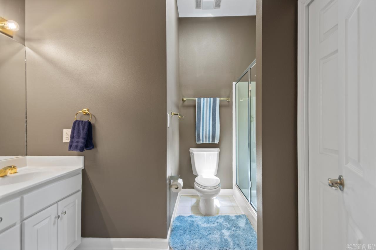 STONEGATE SHORES - Residential