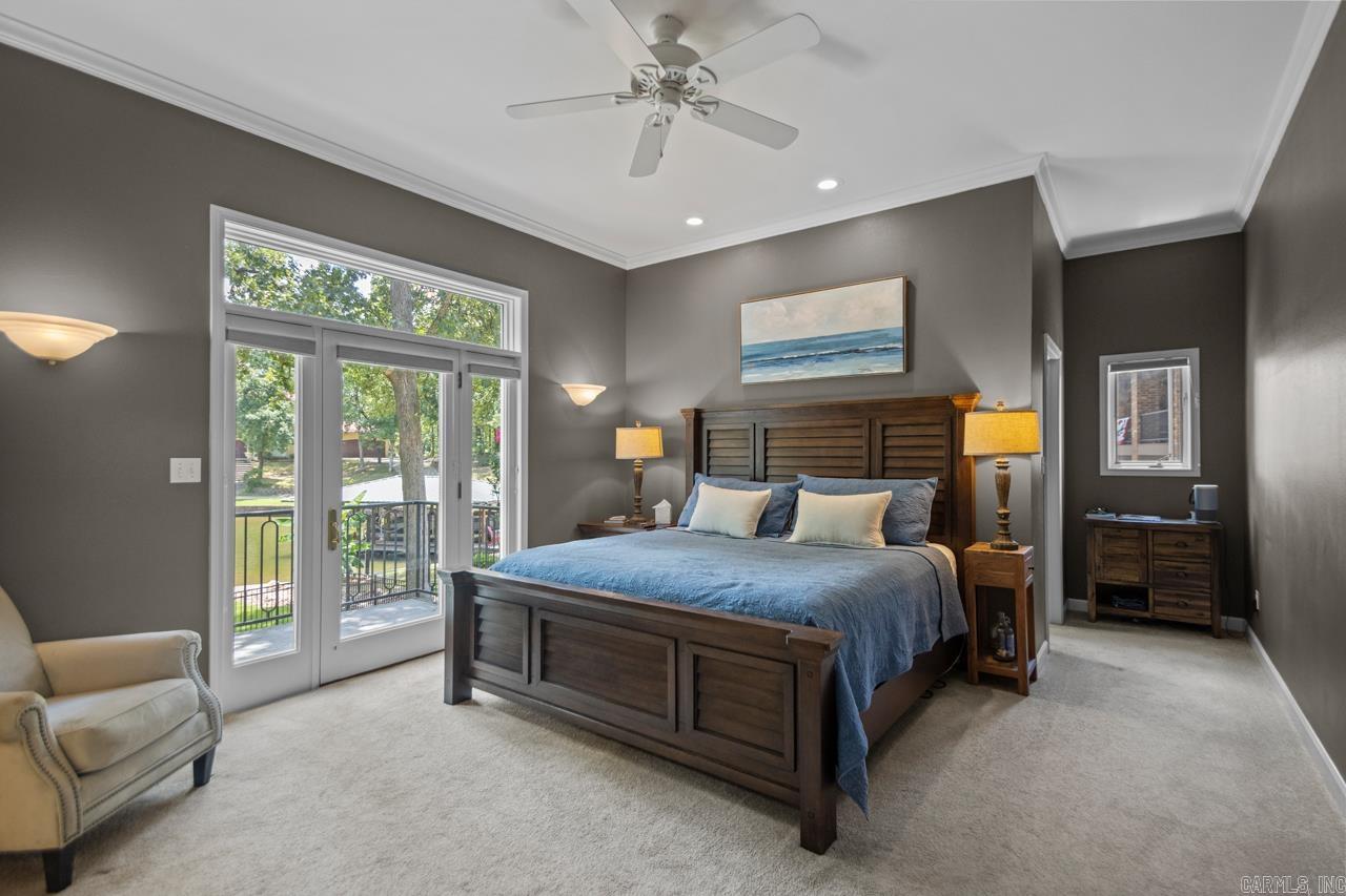 STONEGATE SHORES - Residential