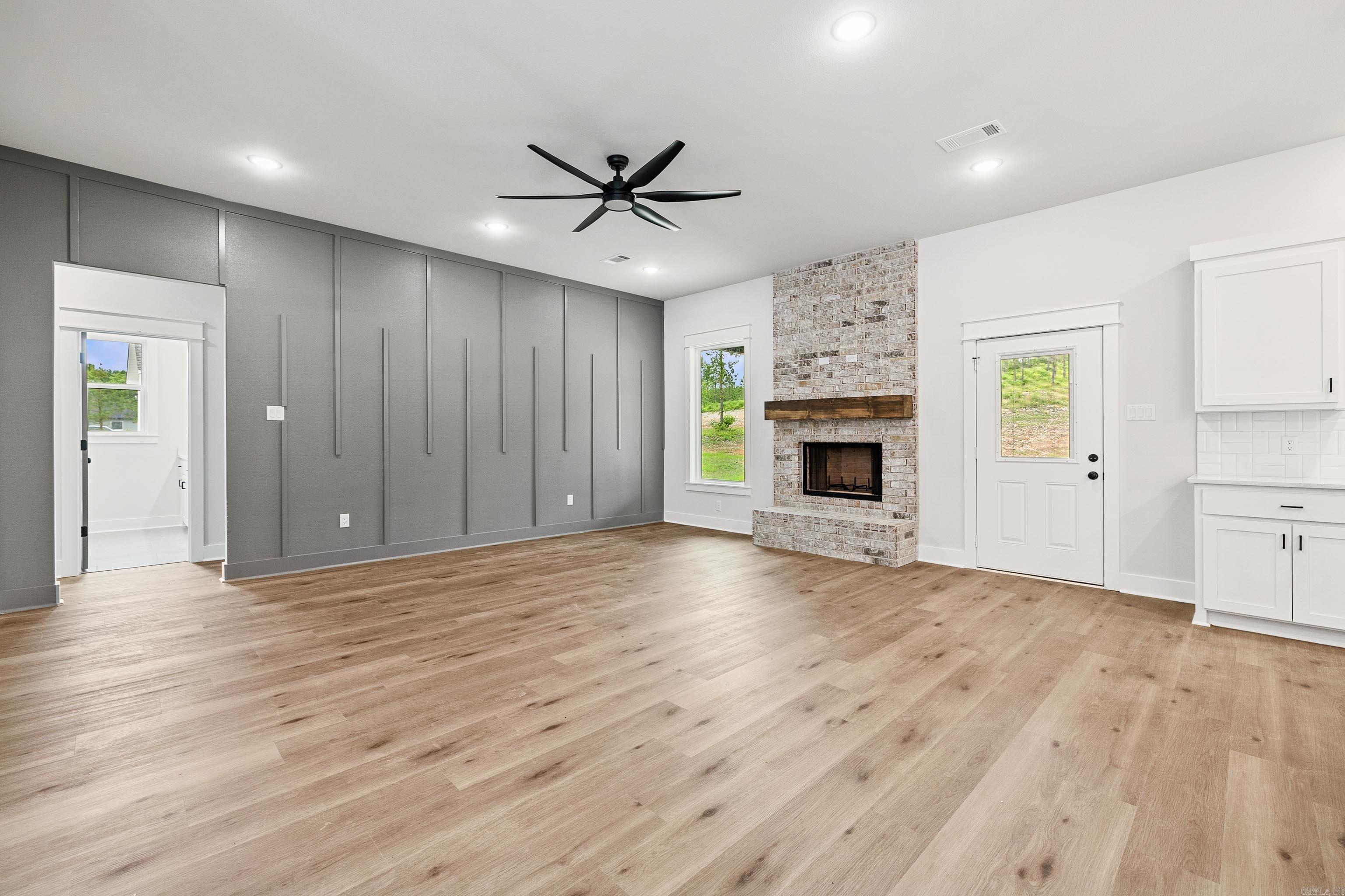 TIMBER WOOD SUB - Residential
