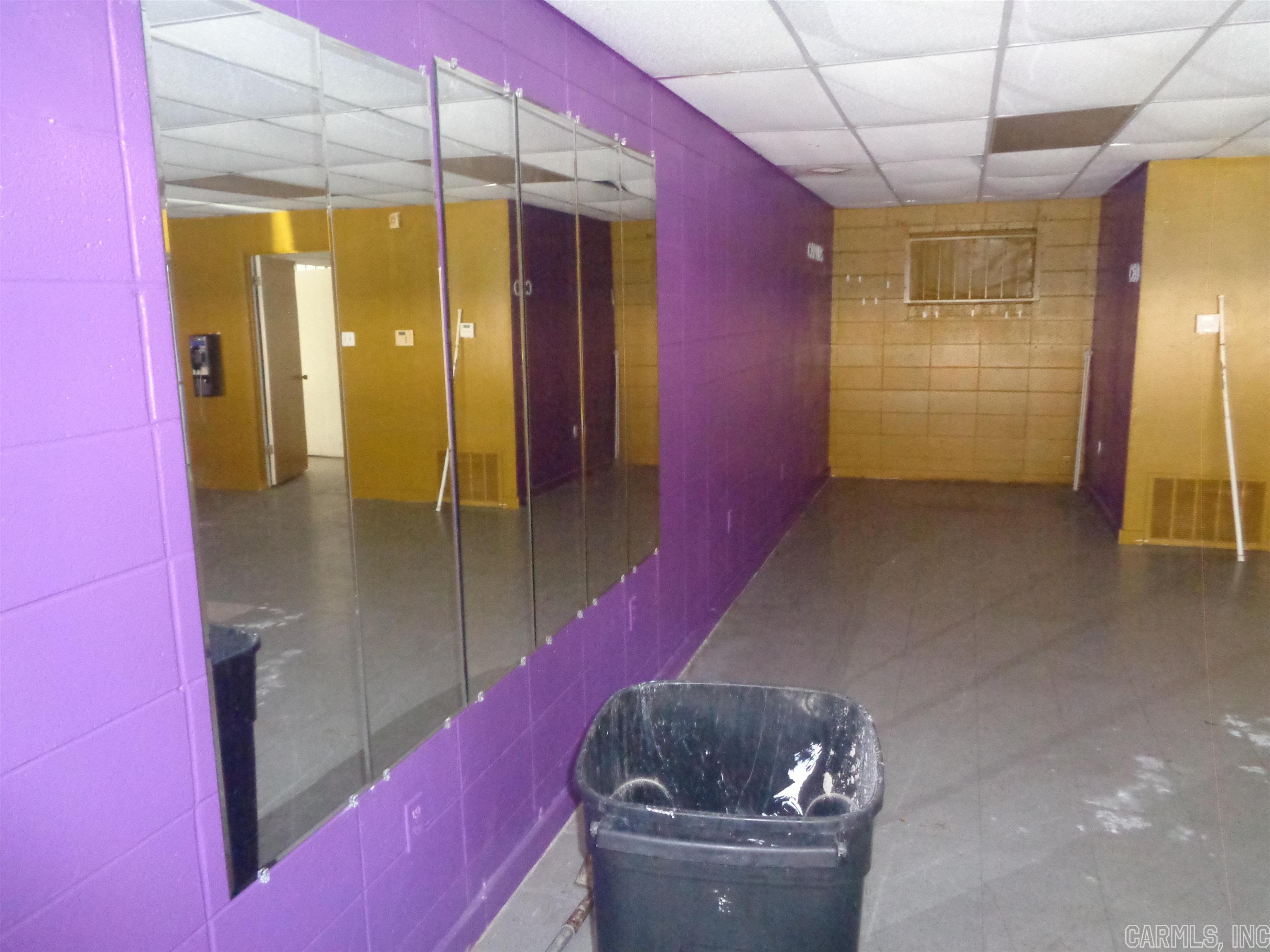 Centennial - Commercial Sale