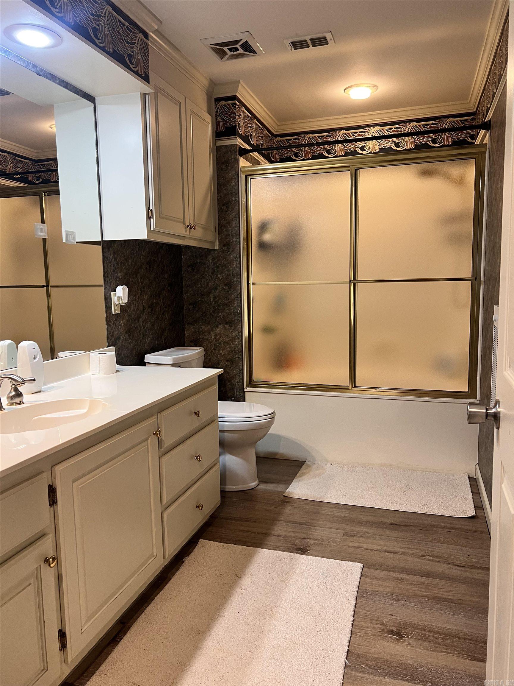 KENWOOD ESTATES - Residential