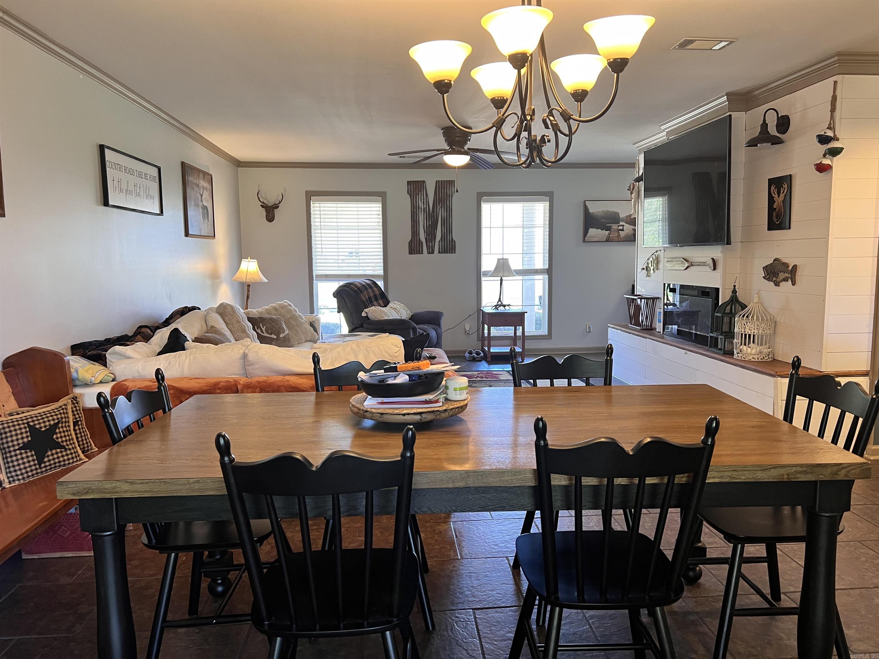 KENWOOD ESTATES - Residential