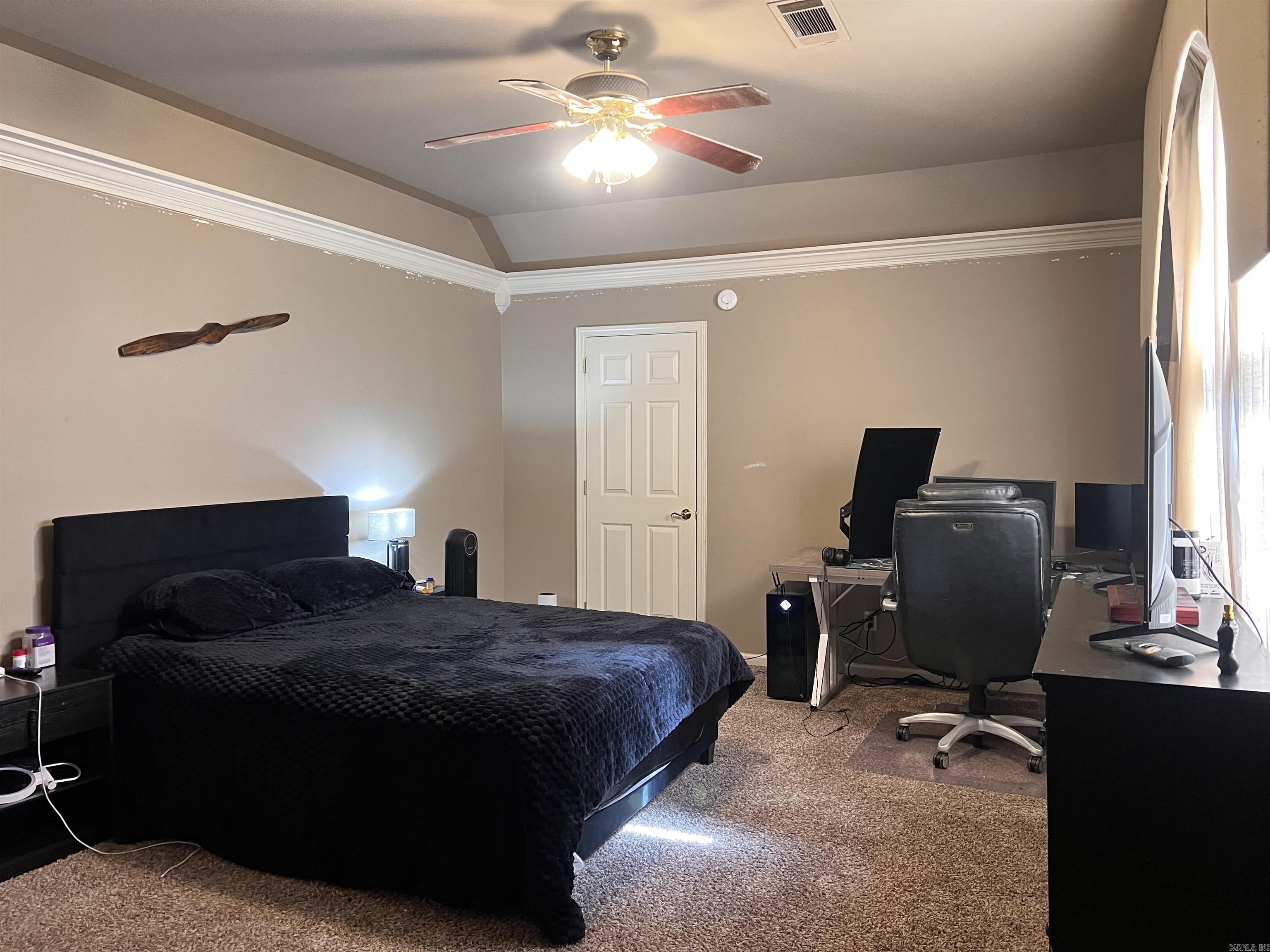 KENWOOD ESTATES - Residential