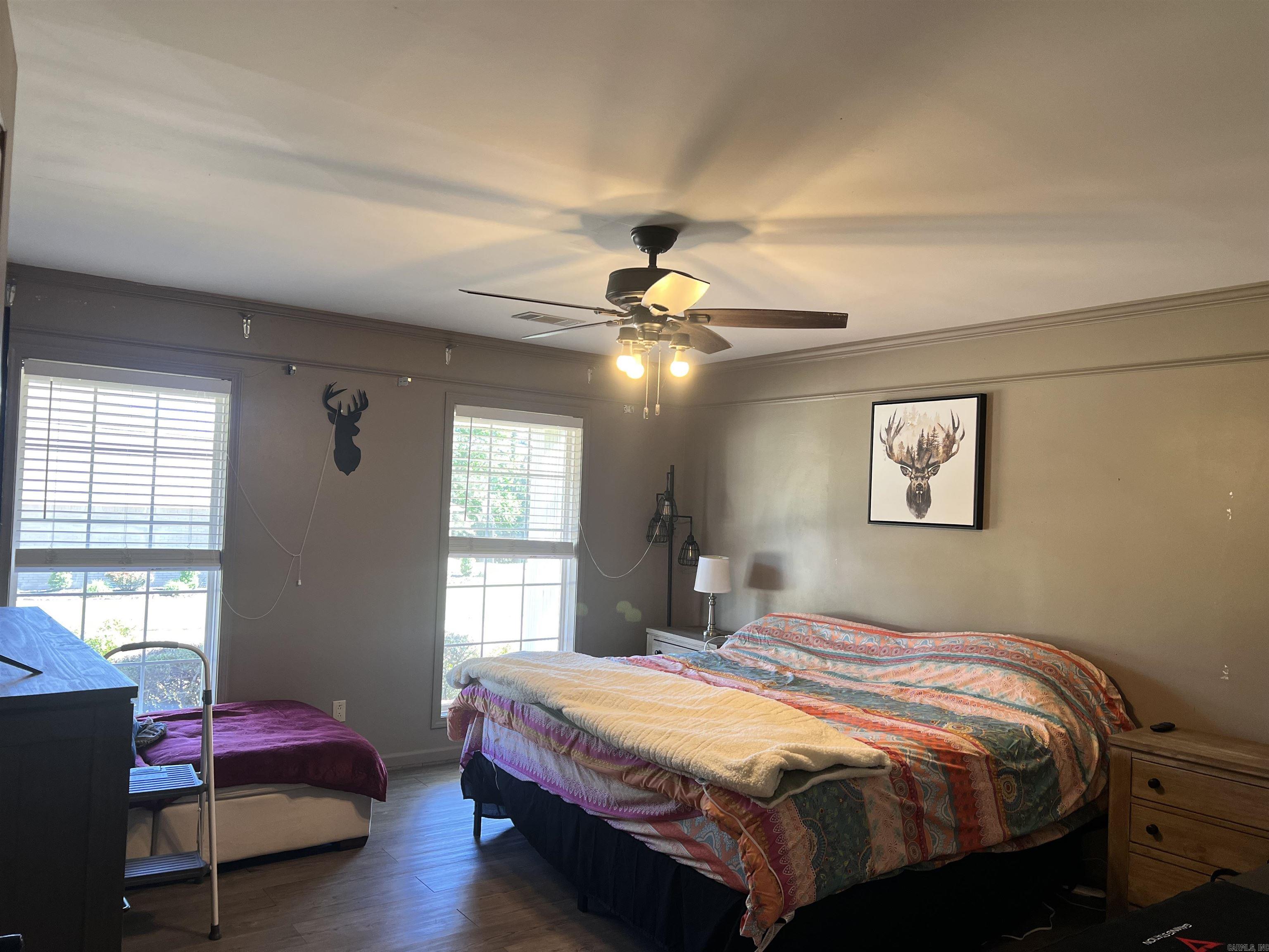 KENWOOD ESTATES - Residential