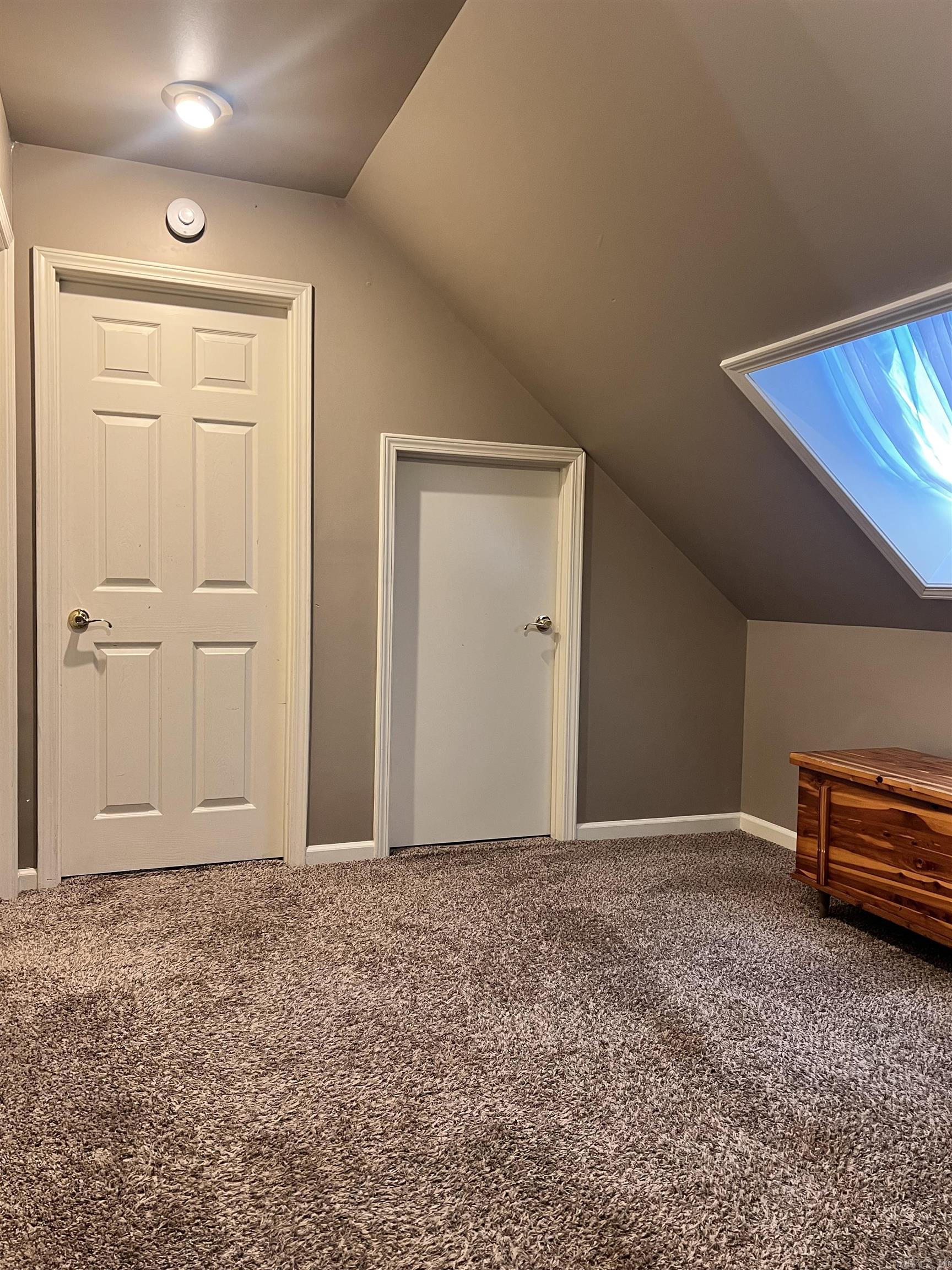 KENWOOD ESTATES - Residential