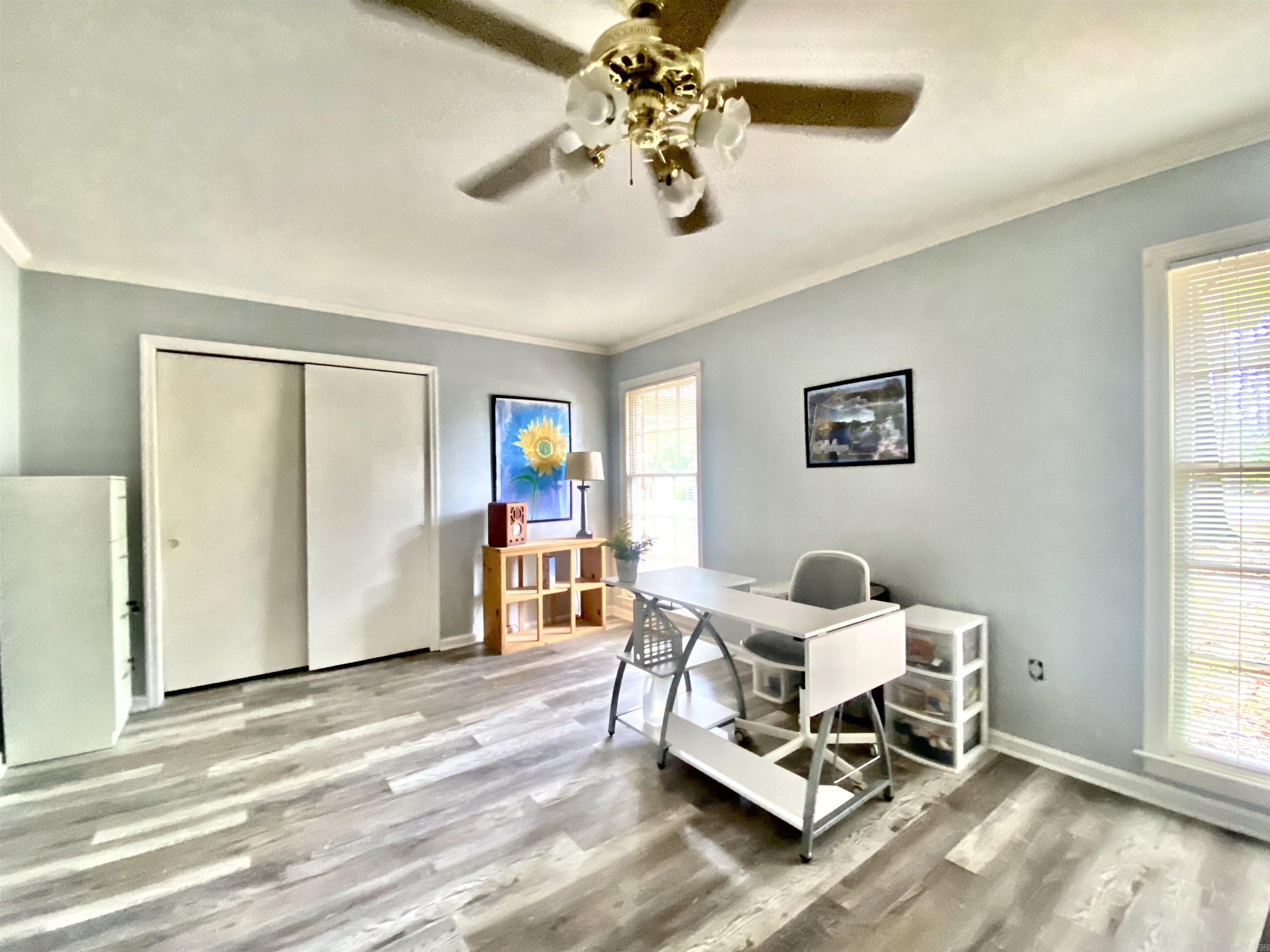 OAK FORREST - Residential